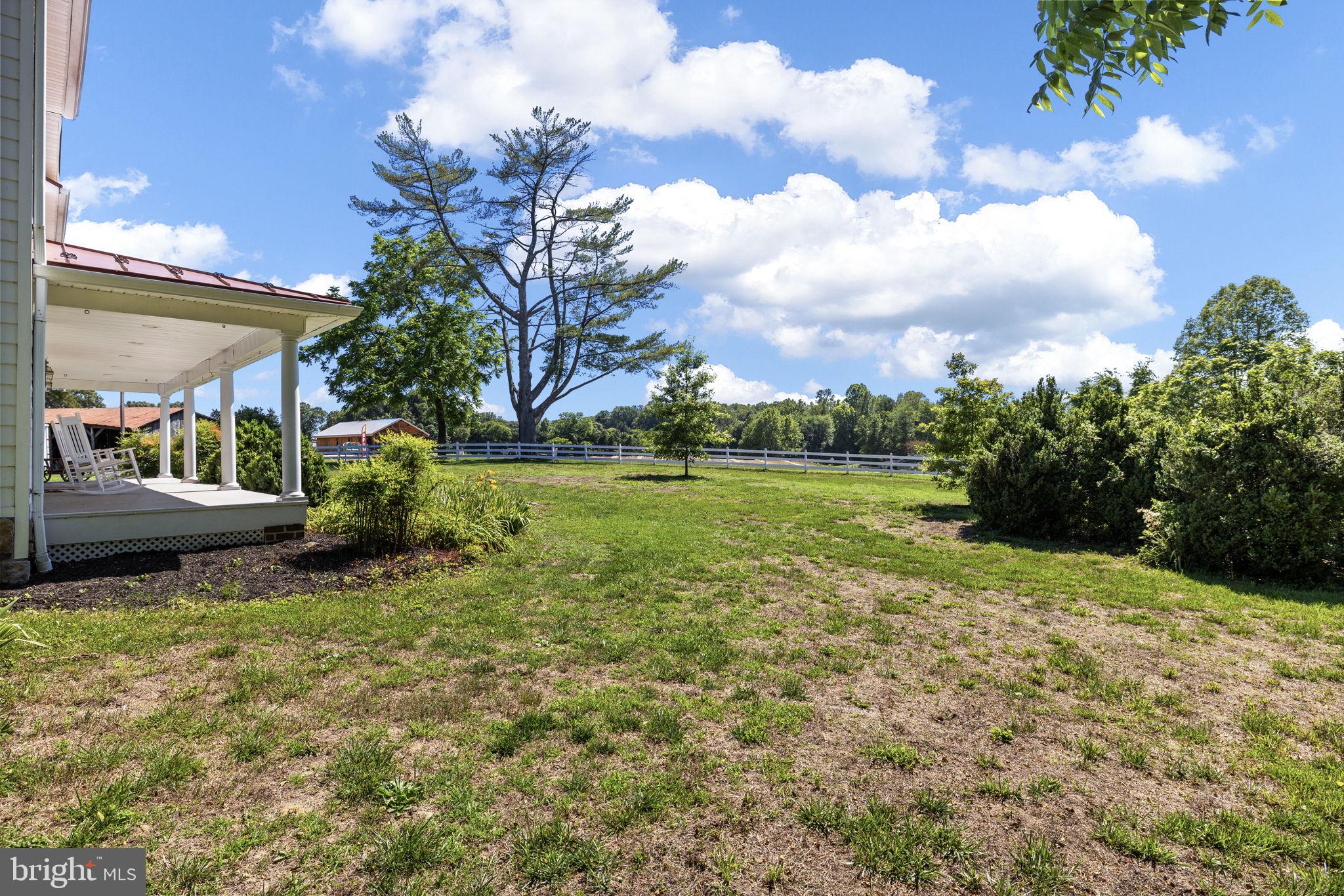 COUNTRYSIDE ON LAKE ANNA - Residential