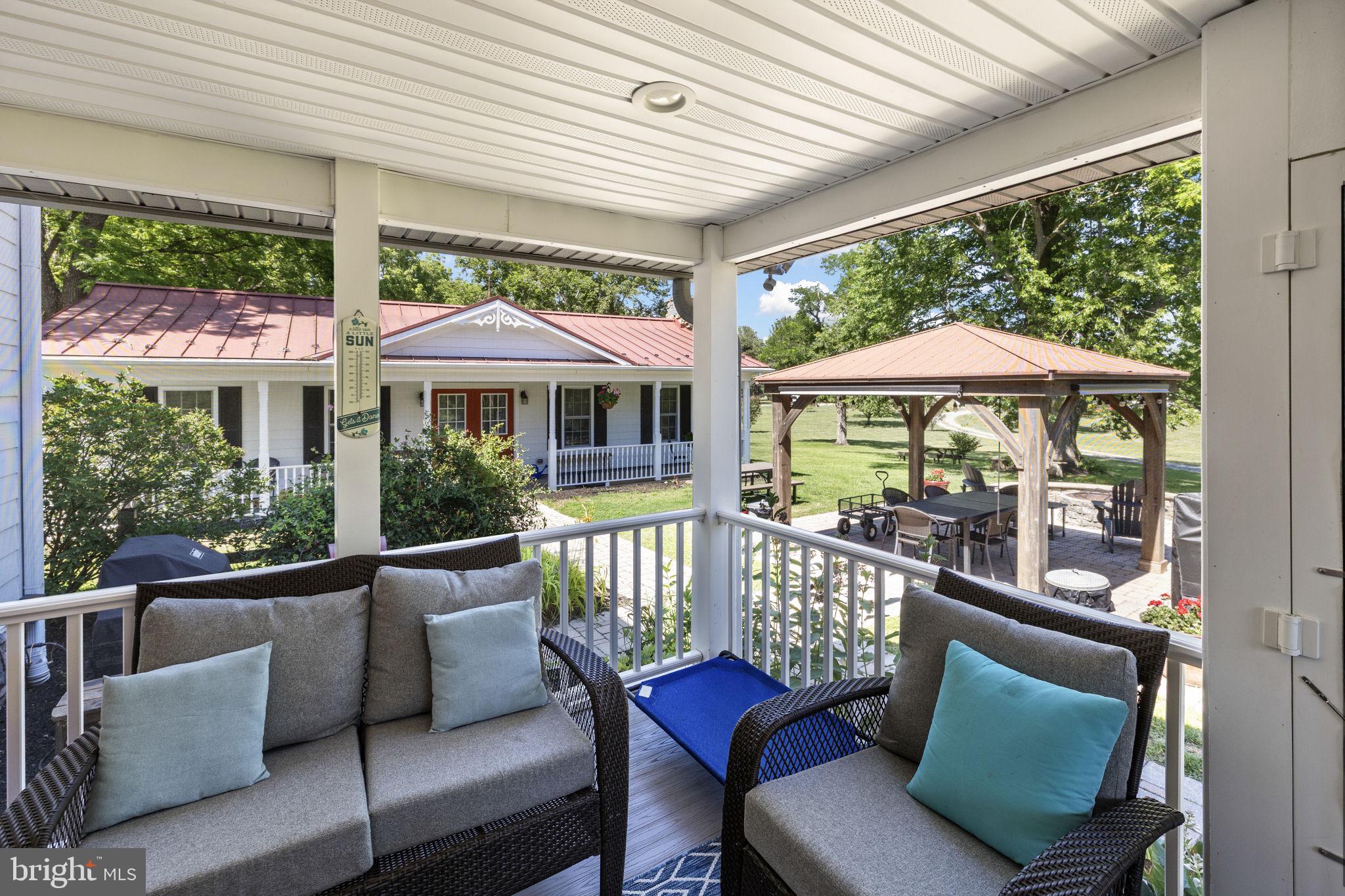 COUNTRYSIDE ON LAKE ANNA - Residential