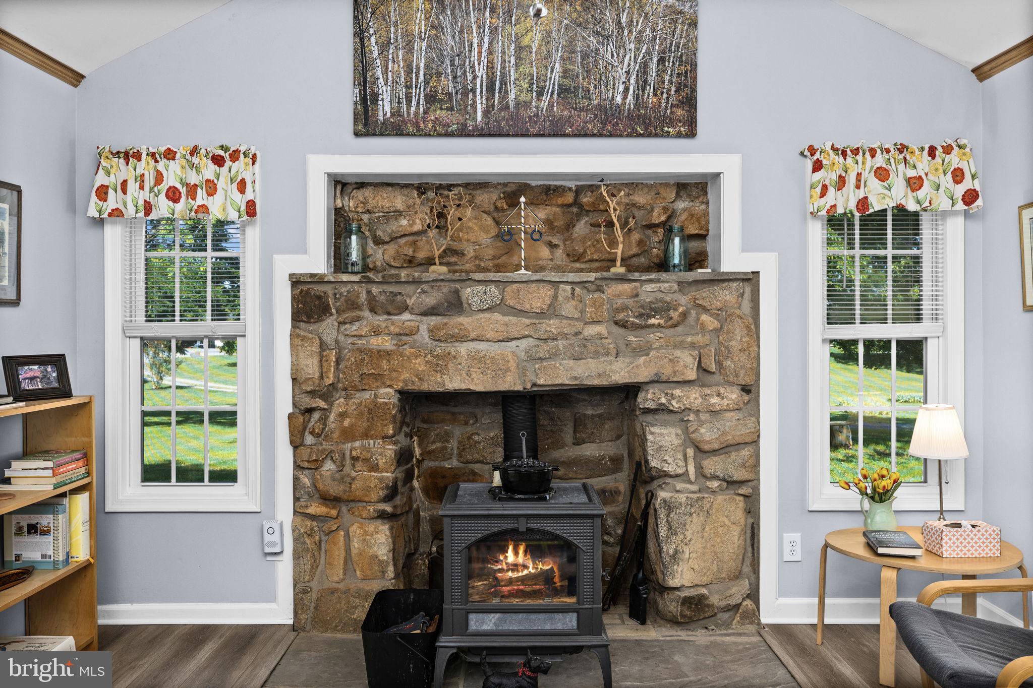 COUNTRYSIDE ON LAKE ANNA - Residential