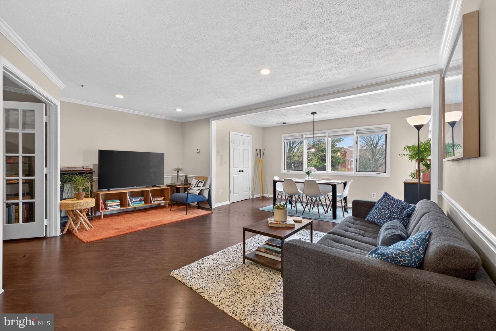 GAITHERSBURG - Residential