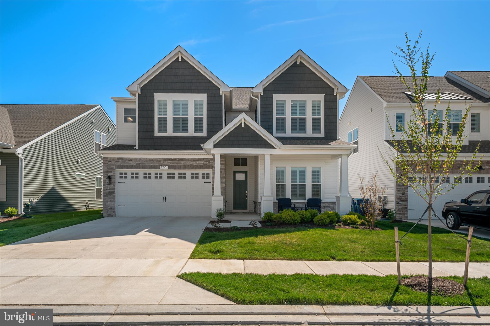 FOUR SEASONS AT KENT ISLAND - Residential