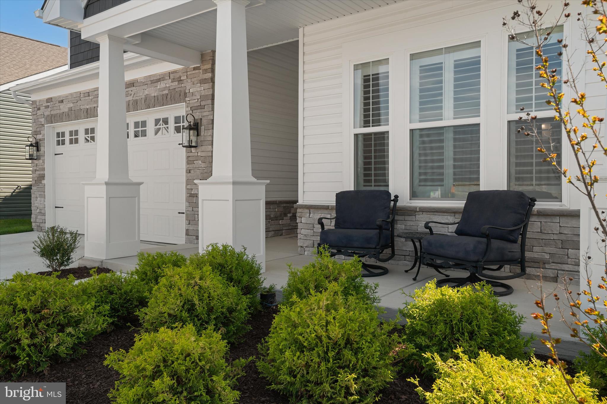 FOUR SEASONS AT KENT ISLAND - Residential