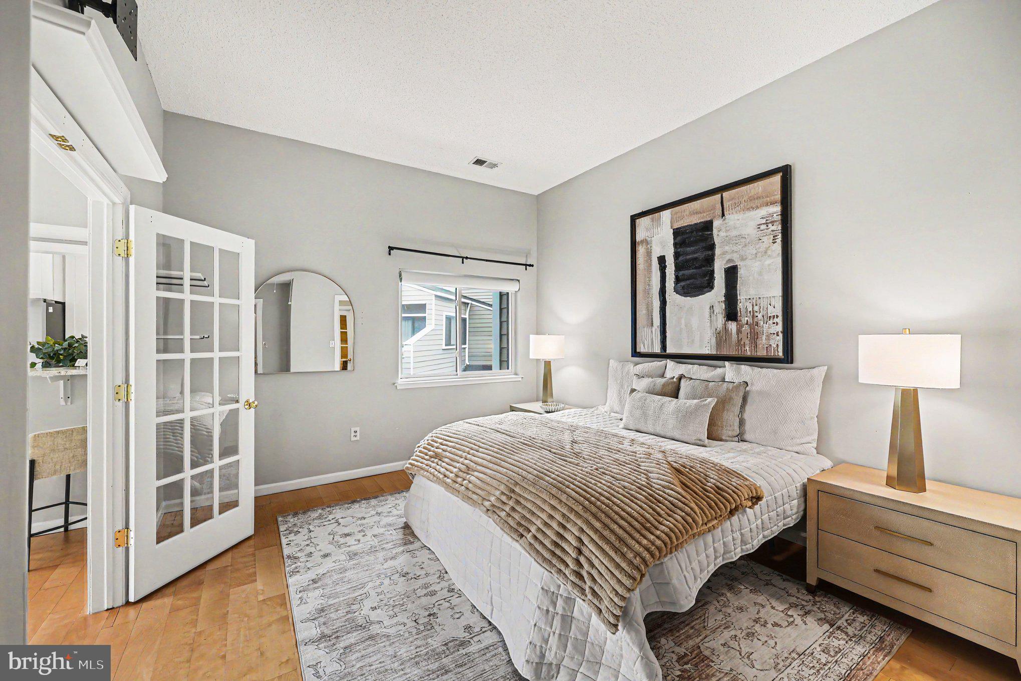 VILLA RIDGE CONDOMINIUMS - Residential