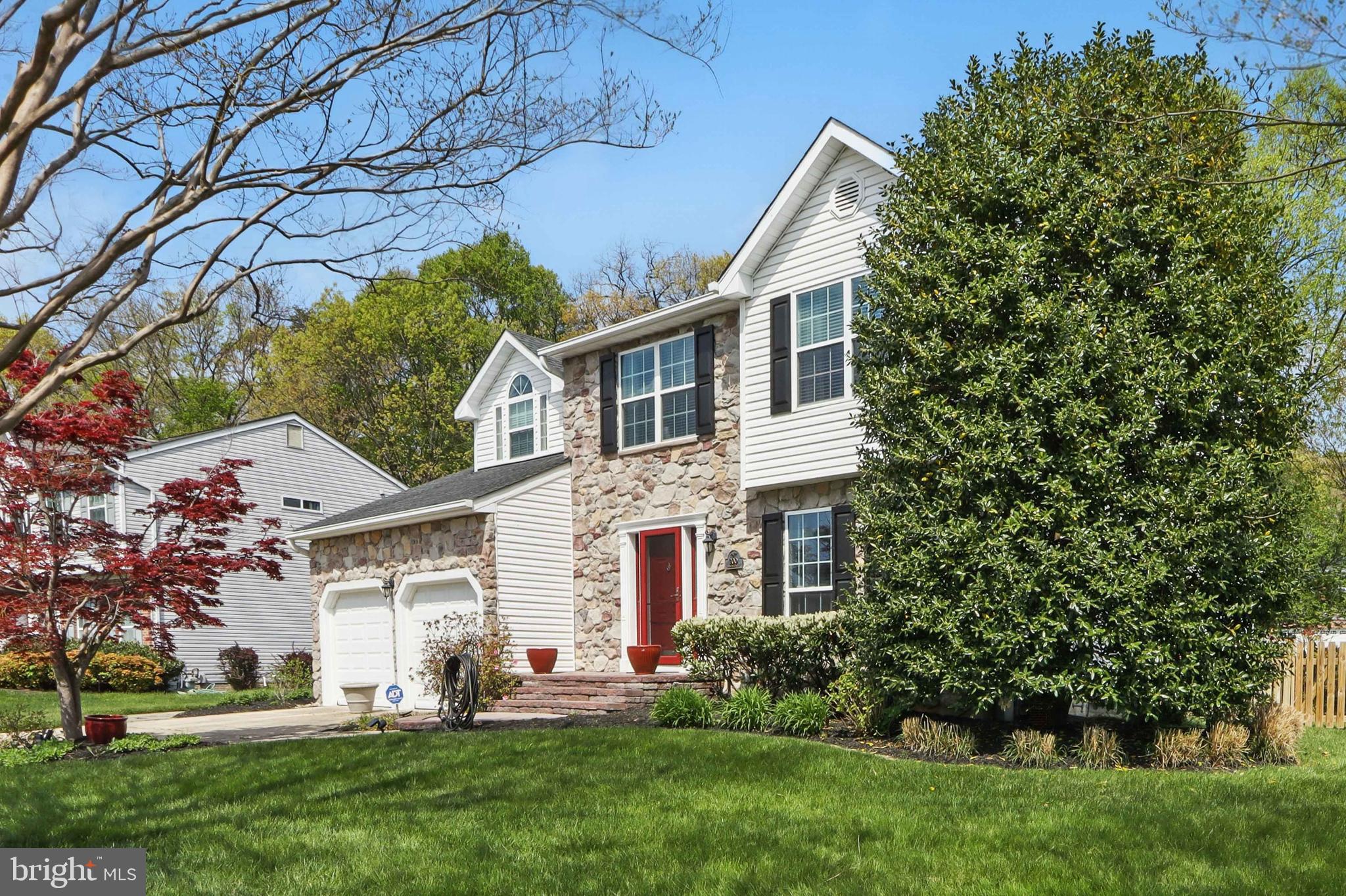 SEVEN OAKS - Residential