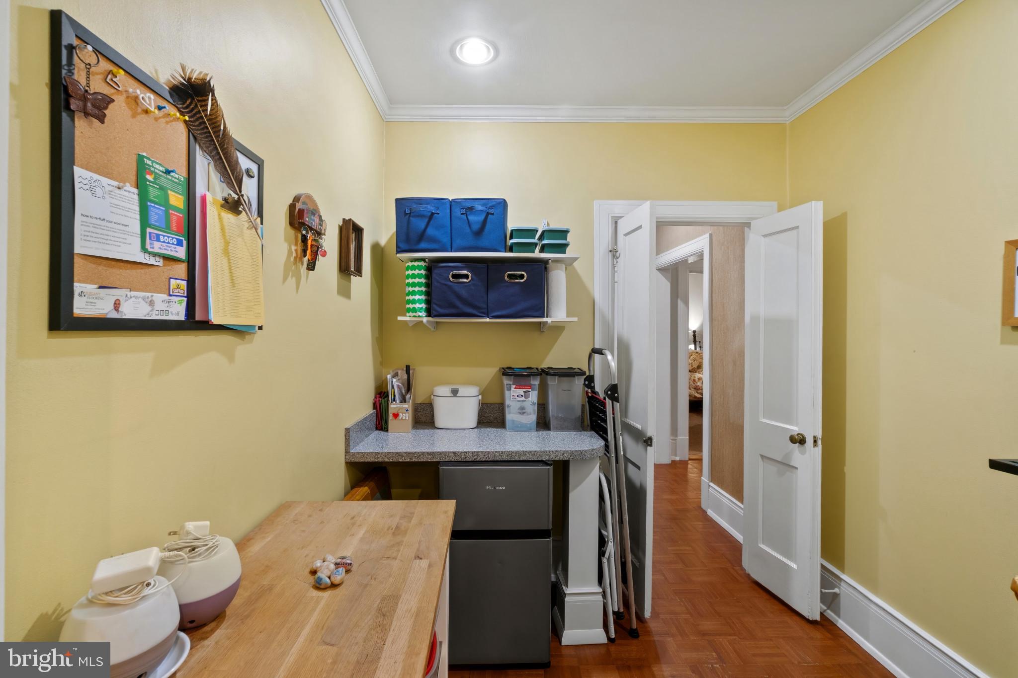 ROLAND PARK - Residential