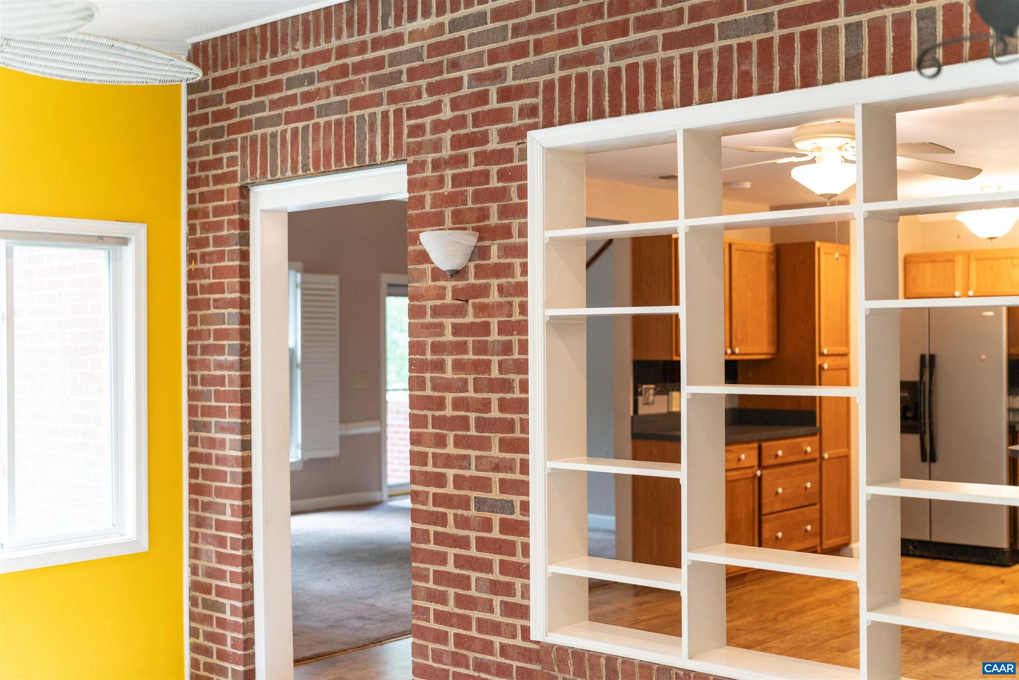TOWN OF GORDONSVILLE - Residential