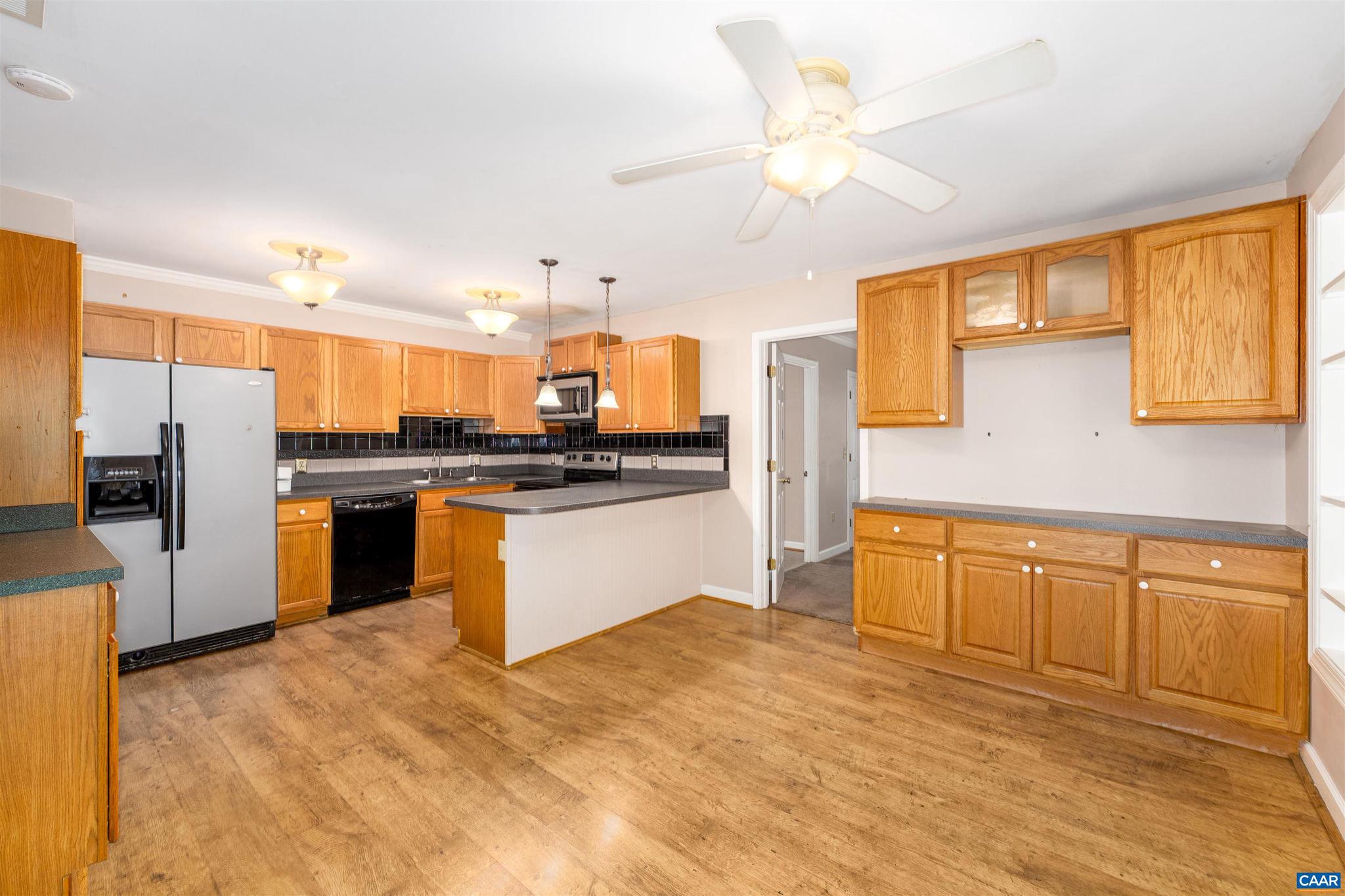 TOWN OF GORDONSVILLE - Residential