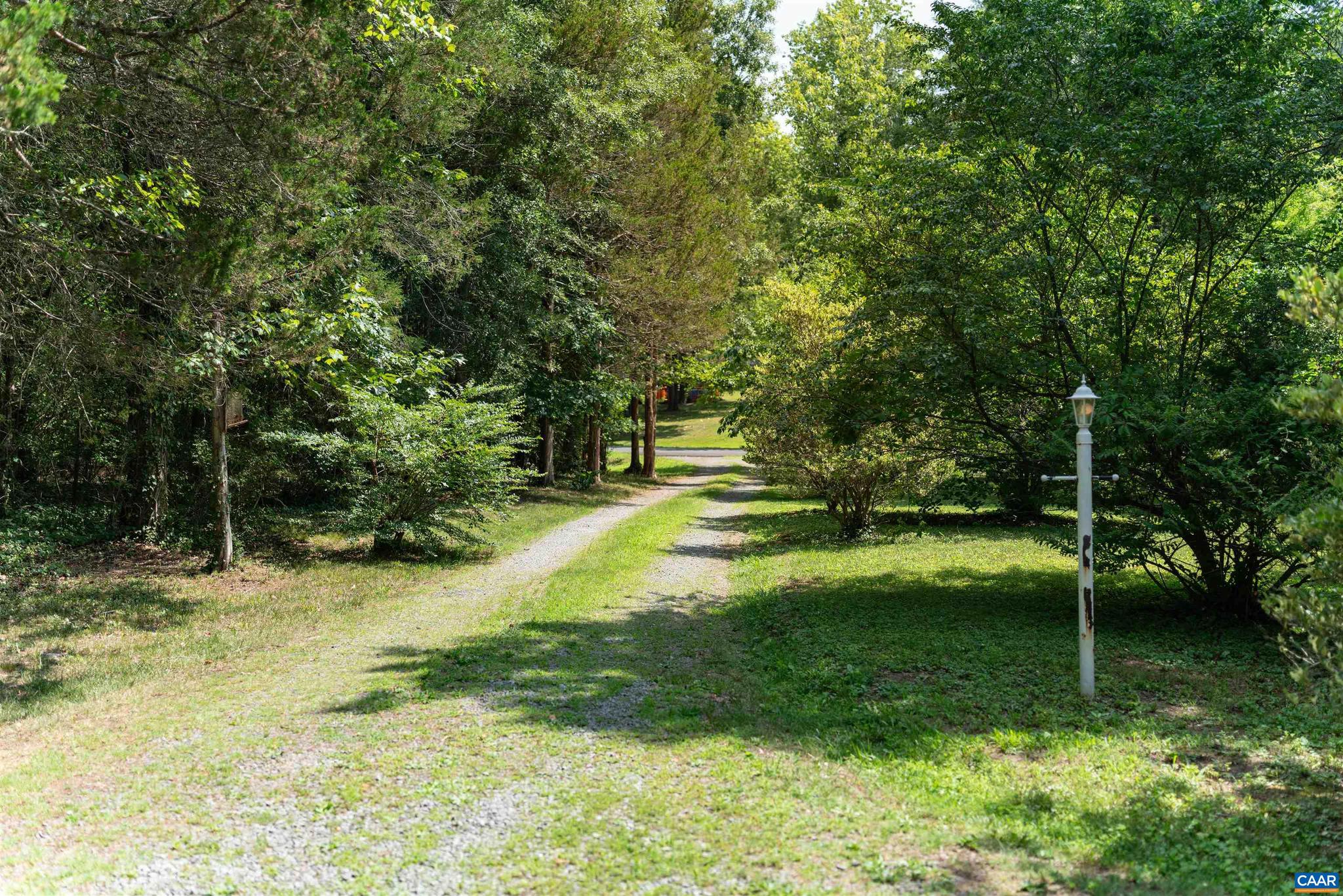 TOWN OF GORDONSVILLE - Residential