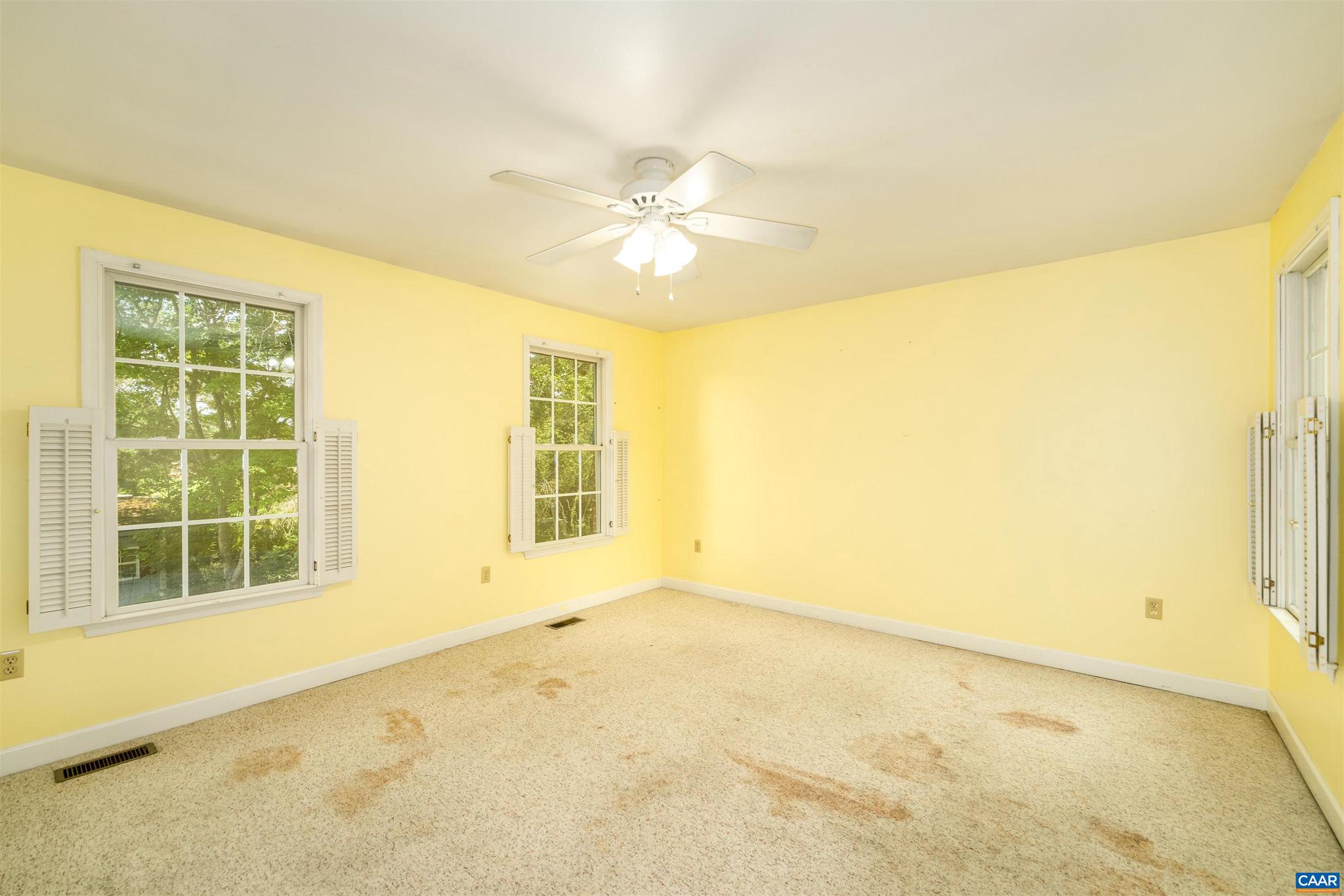 TOWN OF GORDONSVILLE - Residential