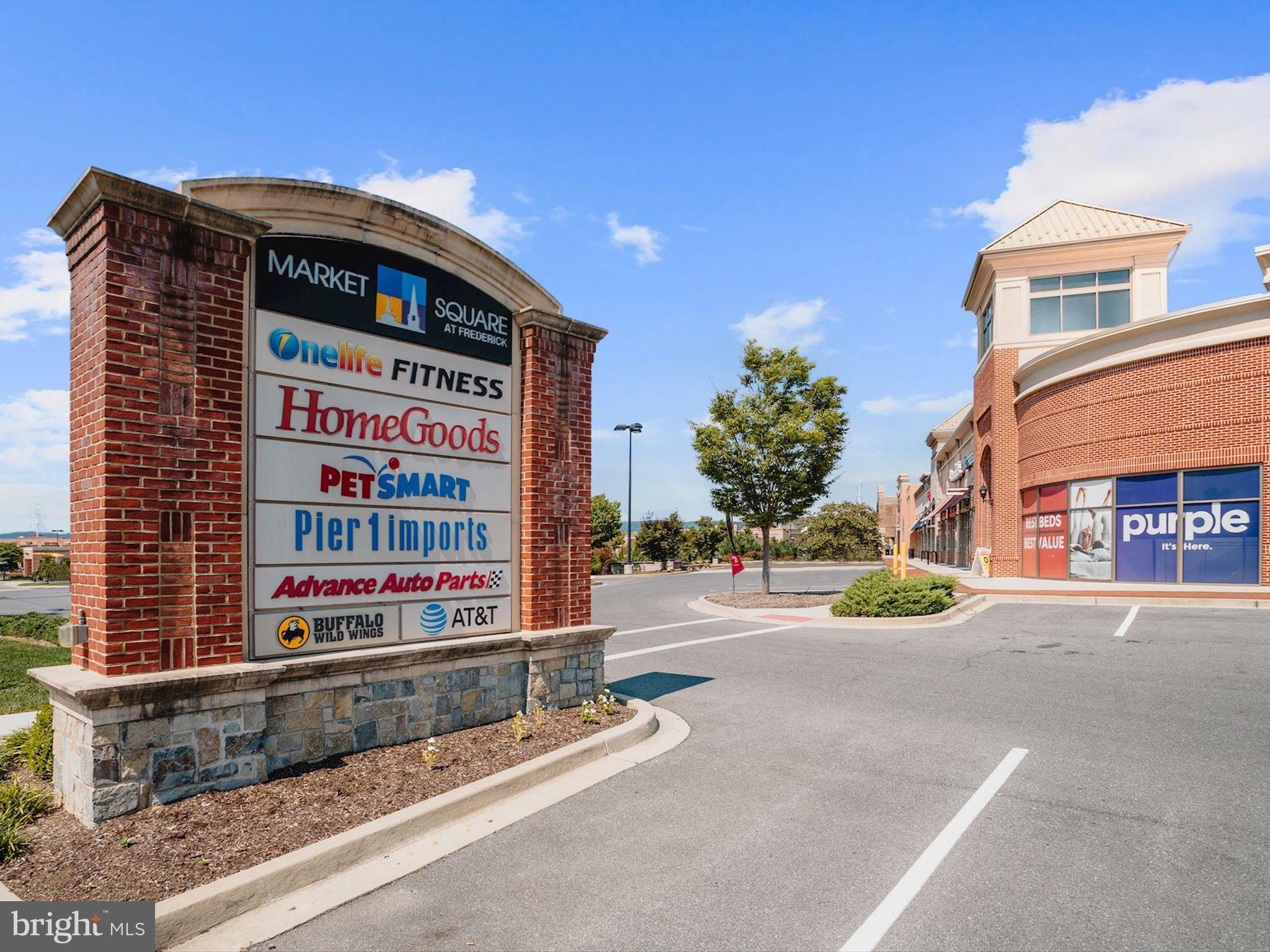 NORTH CROSSING - Residential