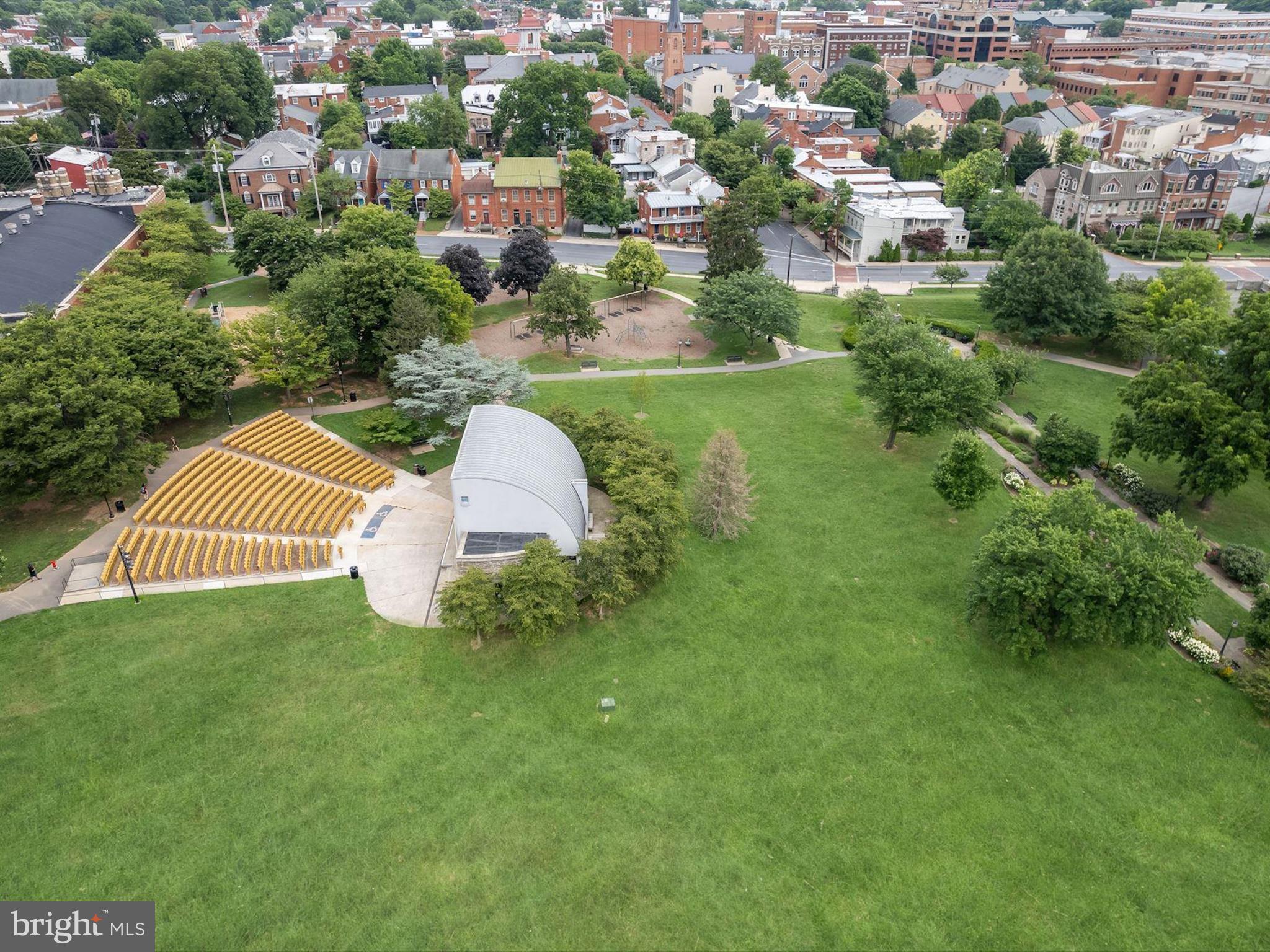 NORTH CROSSING - Residential