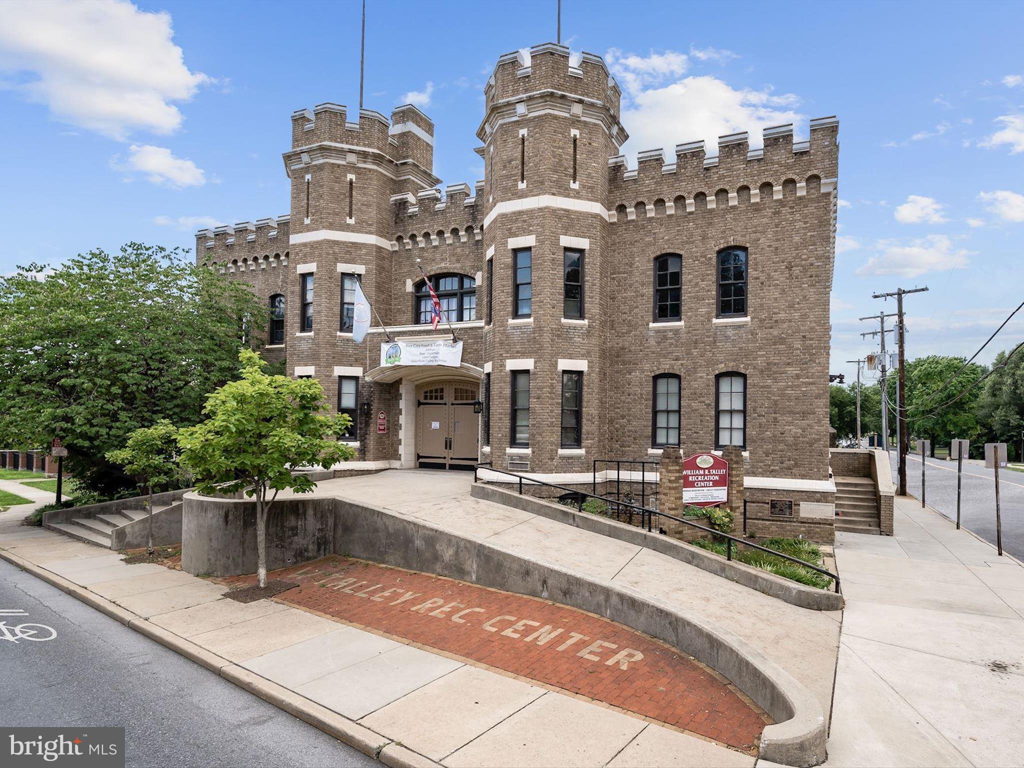 NORTH CROSSING - Residential
