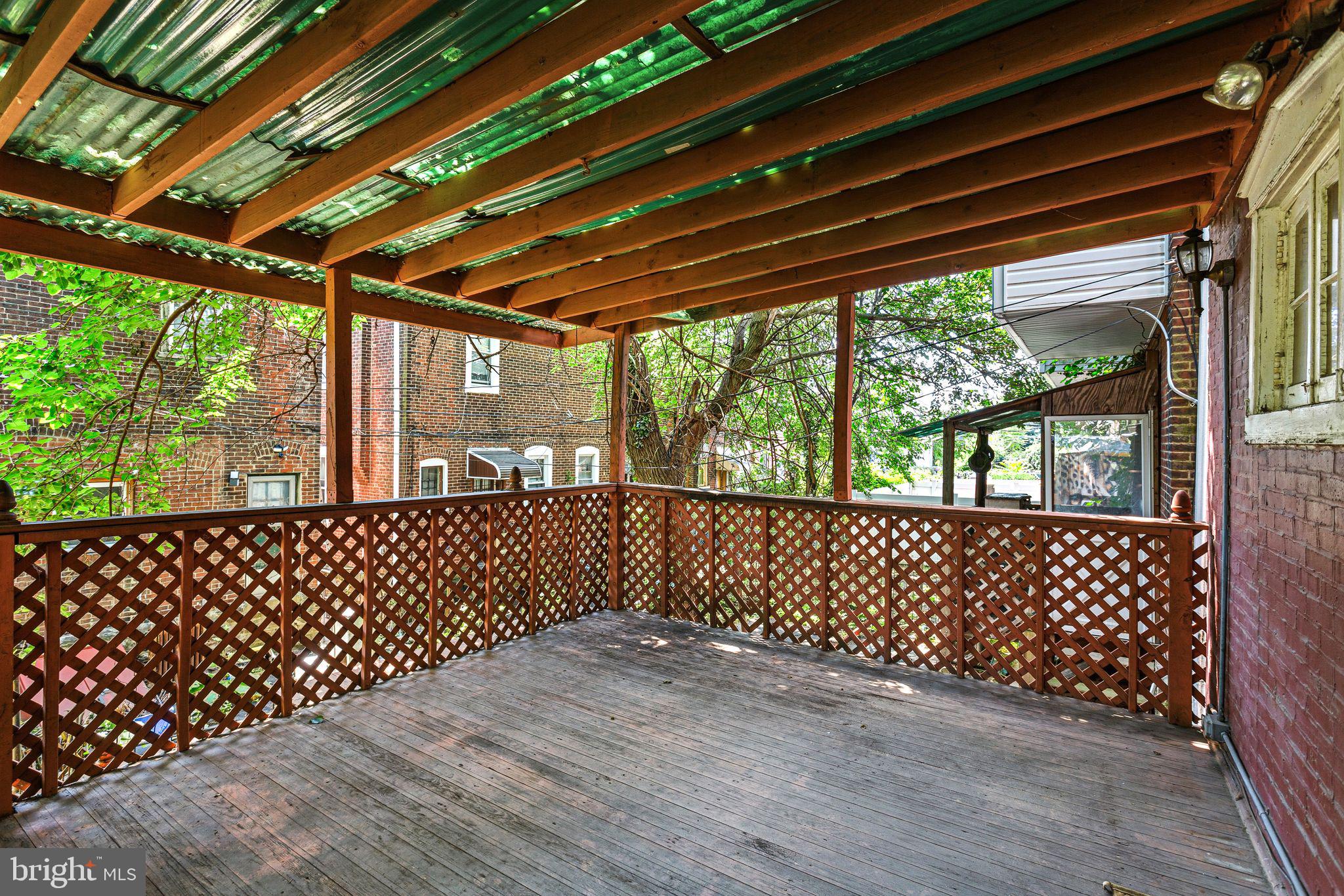 LOGAN - Residential