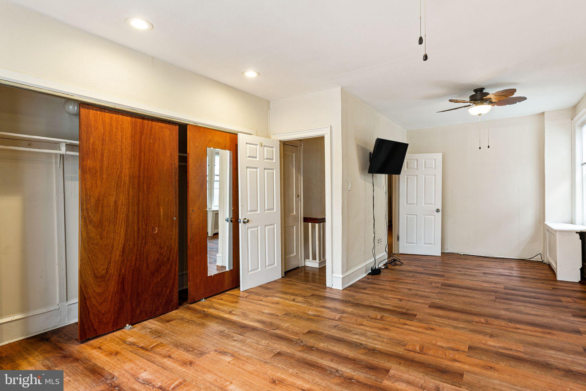 LOGAN - Residential