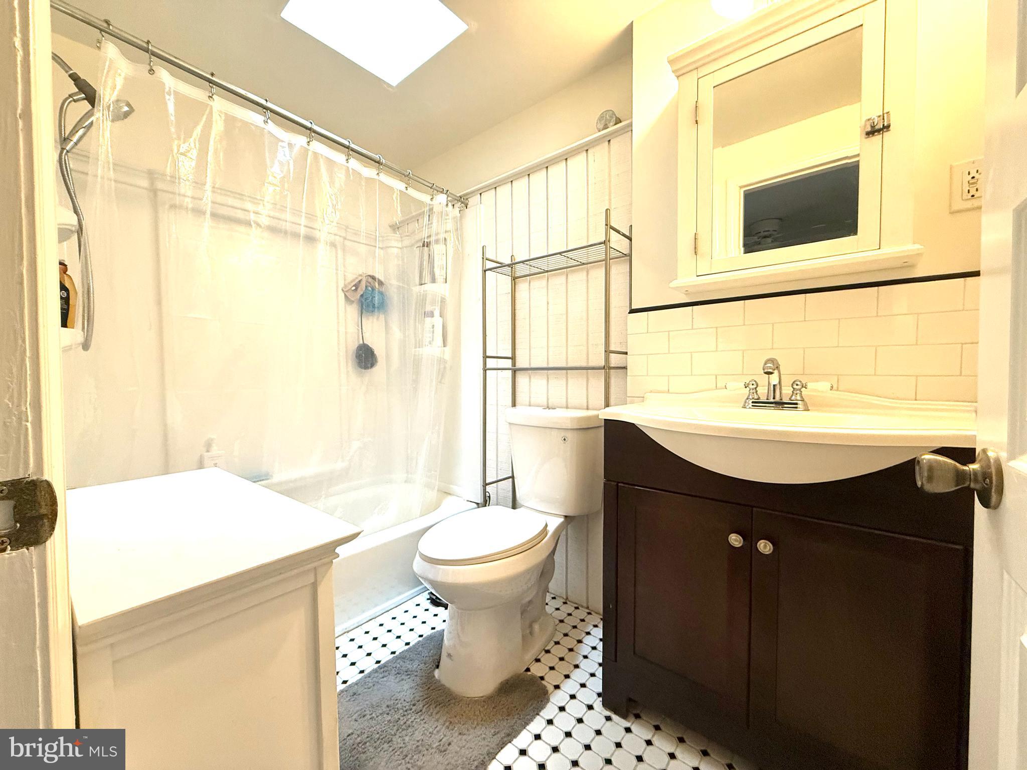 WAWASET PARK - Residential