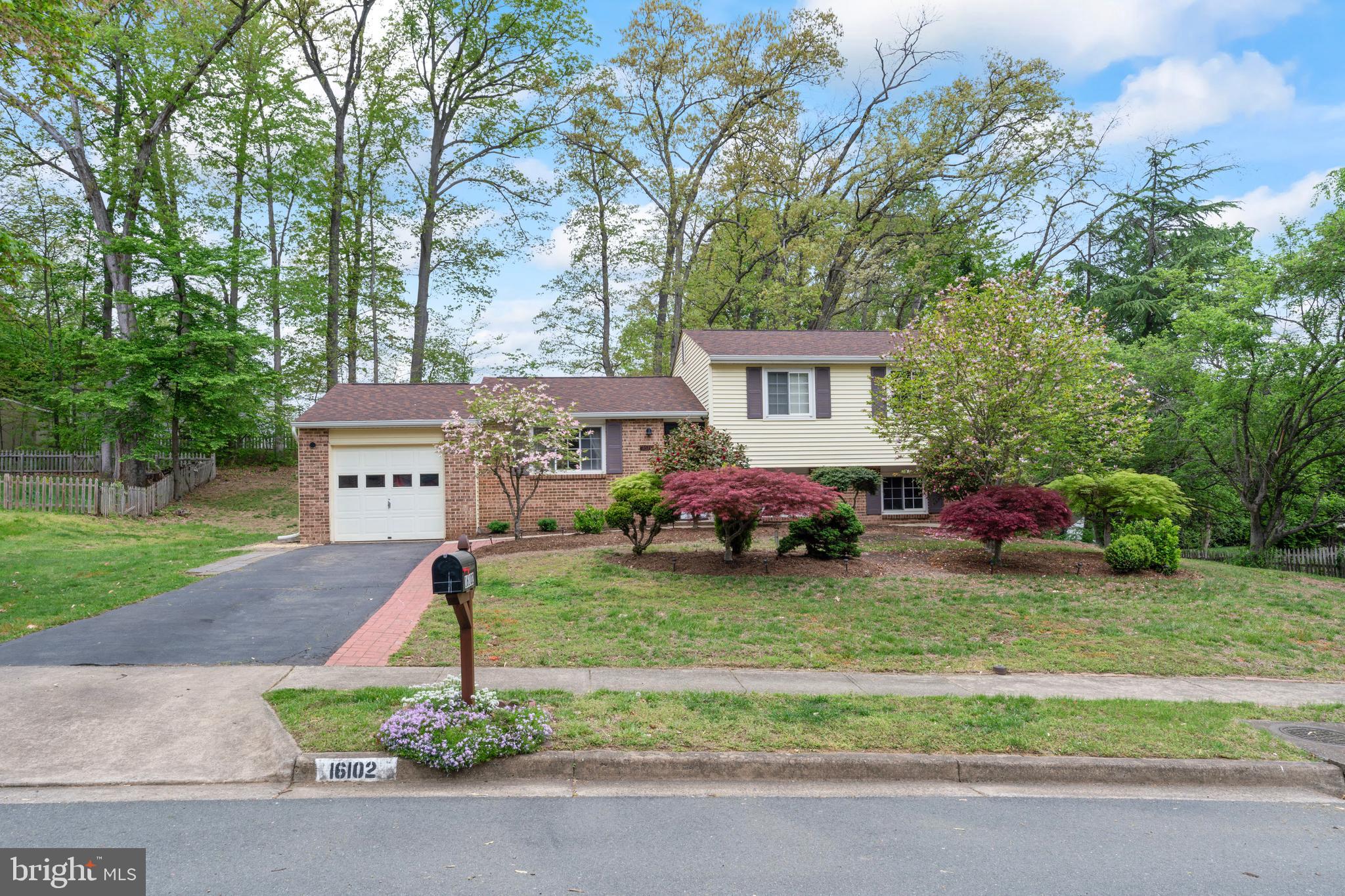 NEWPORT - Residential