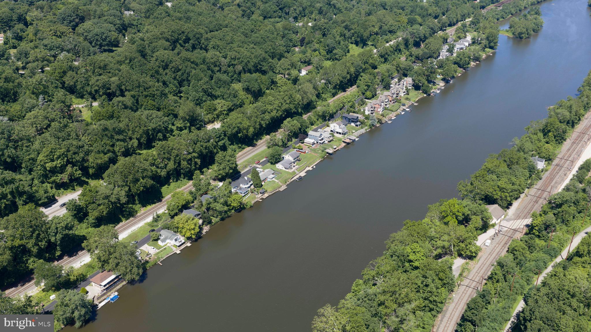 GLADWYNE - Residential