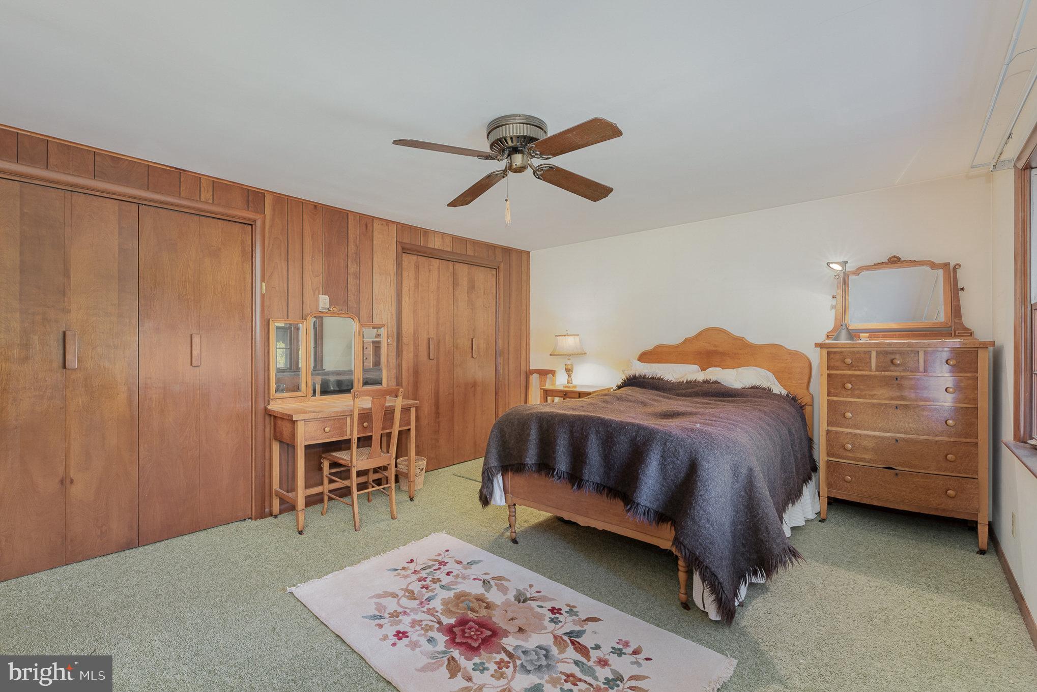 SHIREMAN MANOR - Residential