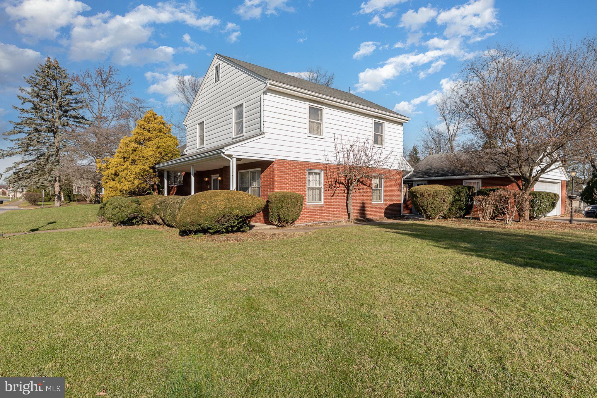SHIREMAN MANOR - Residential