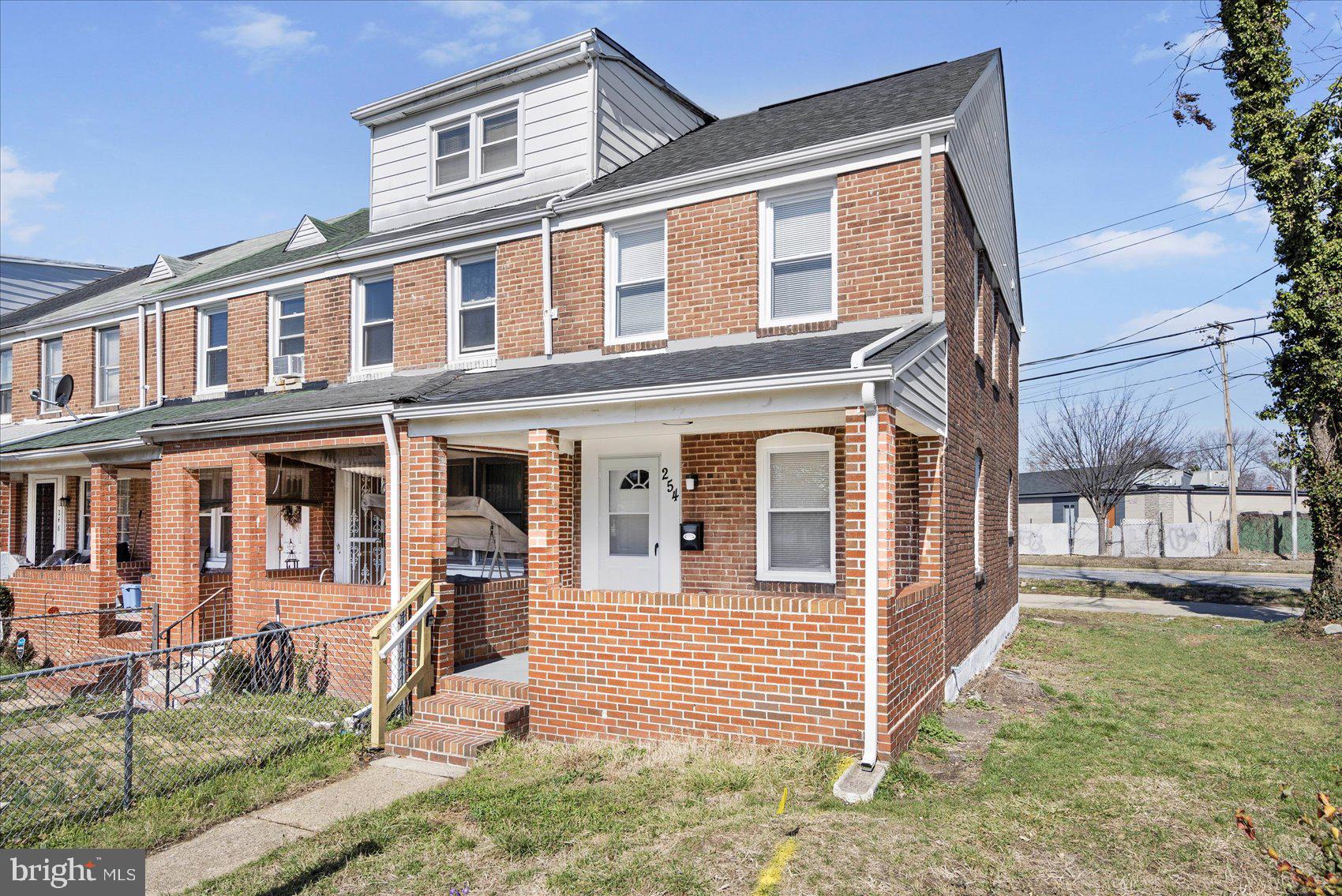 TURNERS MANOR - Residential