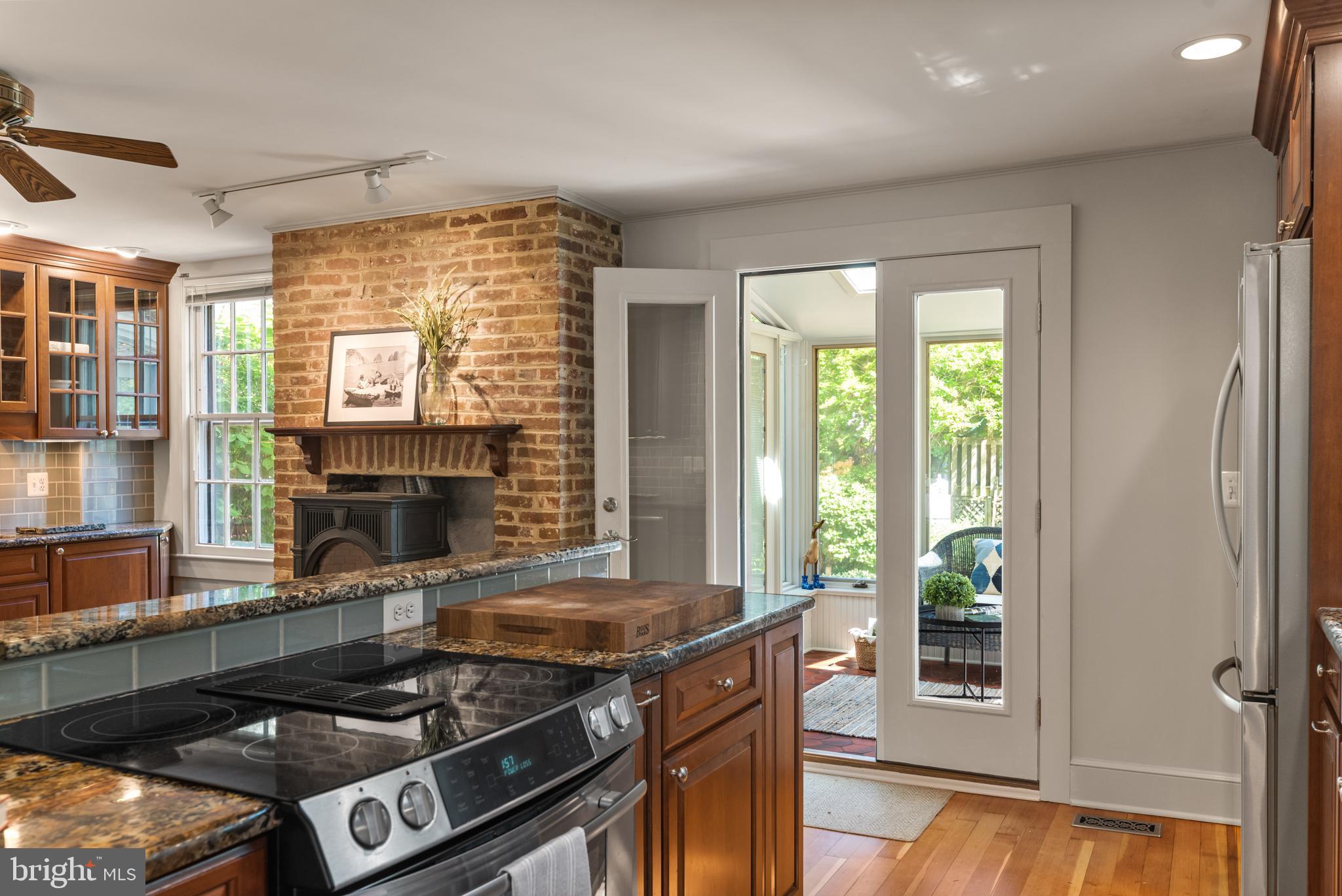 HISTORIC DISTRICT - Residential
