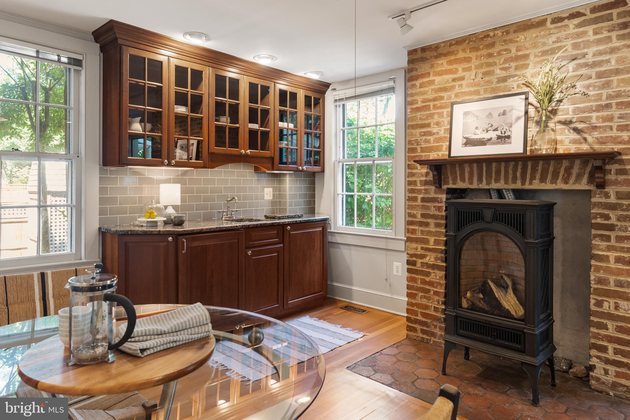 HISTORIC DISTRICT - Residential