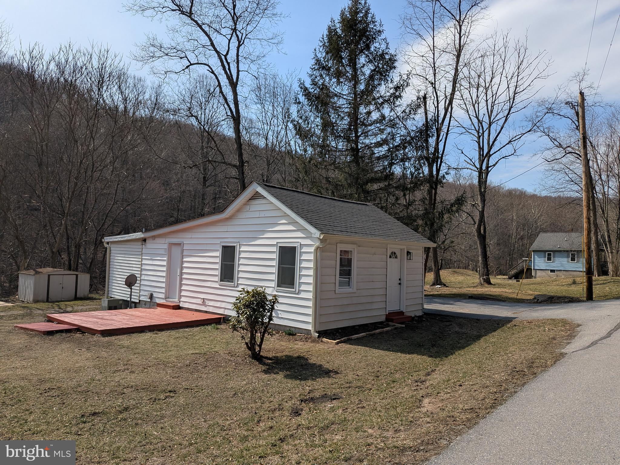 Welcome home to this newly remodeled rancher! Two driveways welcome you to this cozy home with 3 acres and beautiful mountain views. This is a must see with a new roof and new appliances!
