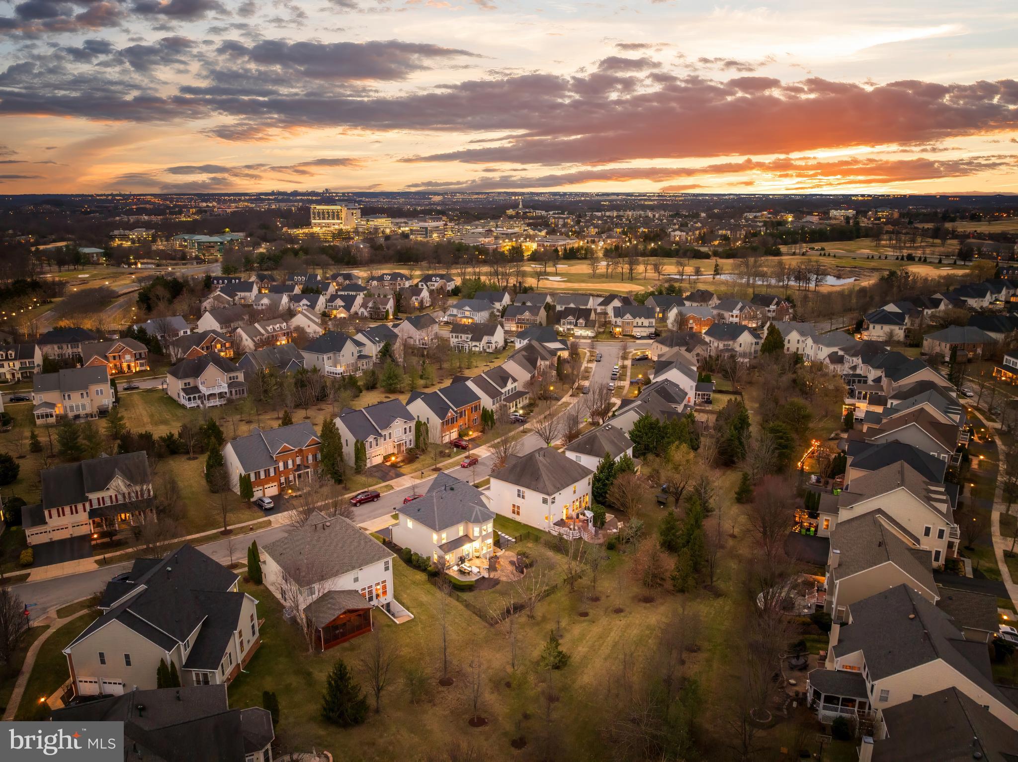 LANSDOWNE ON THE POTOMAC - Residential