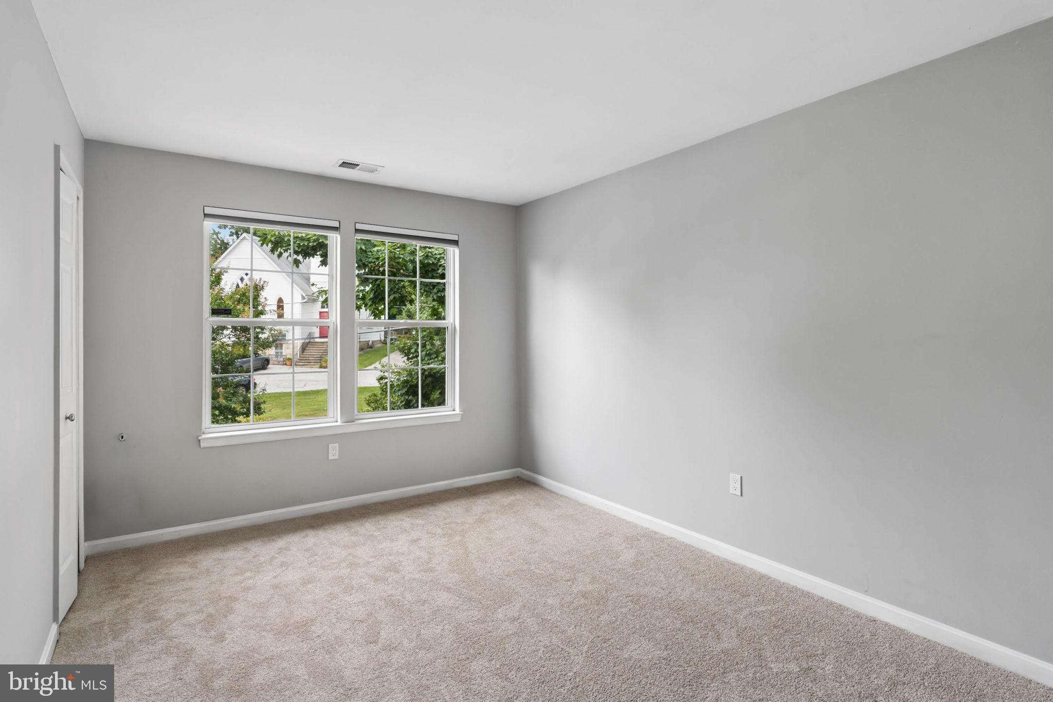 LUTHERVILLE - Residential