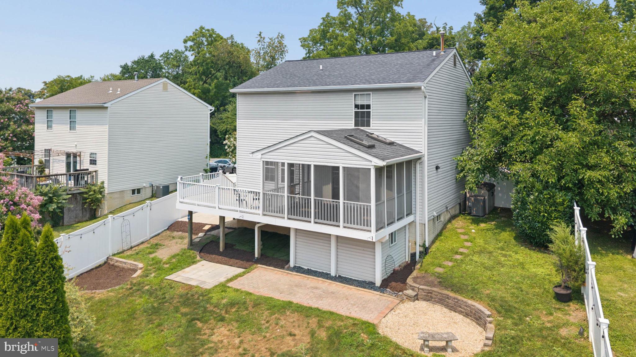 LUTHERVILLE - Residential