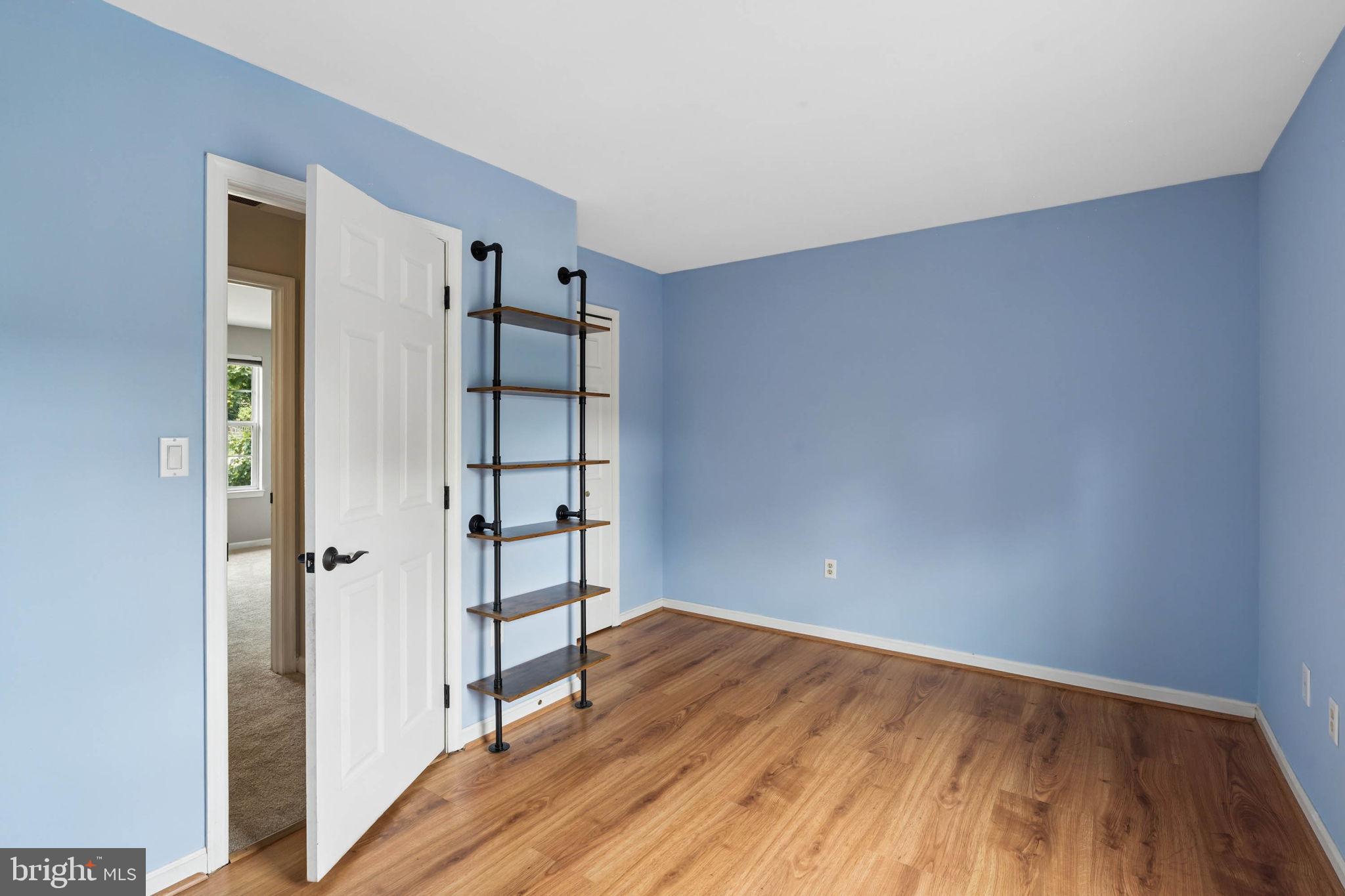 LUTHERVILLE - Residential