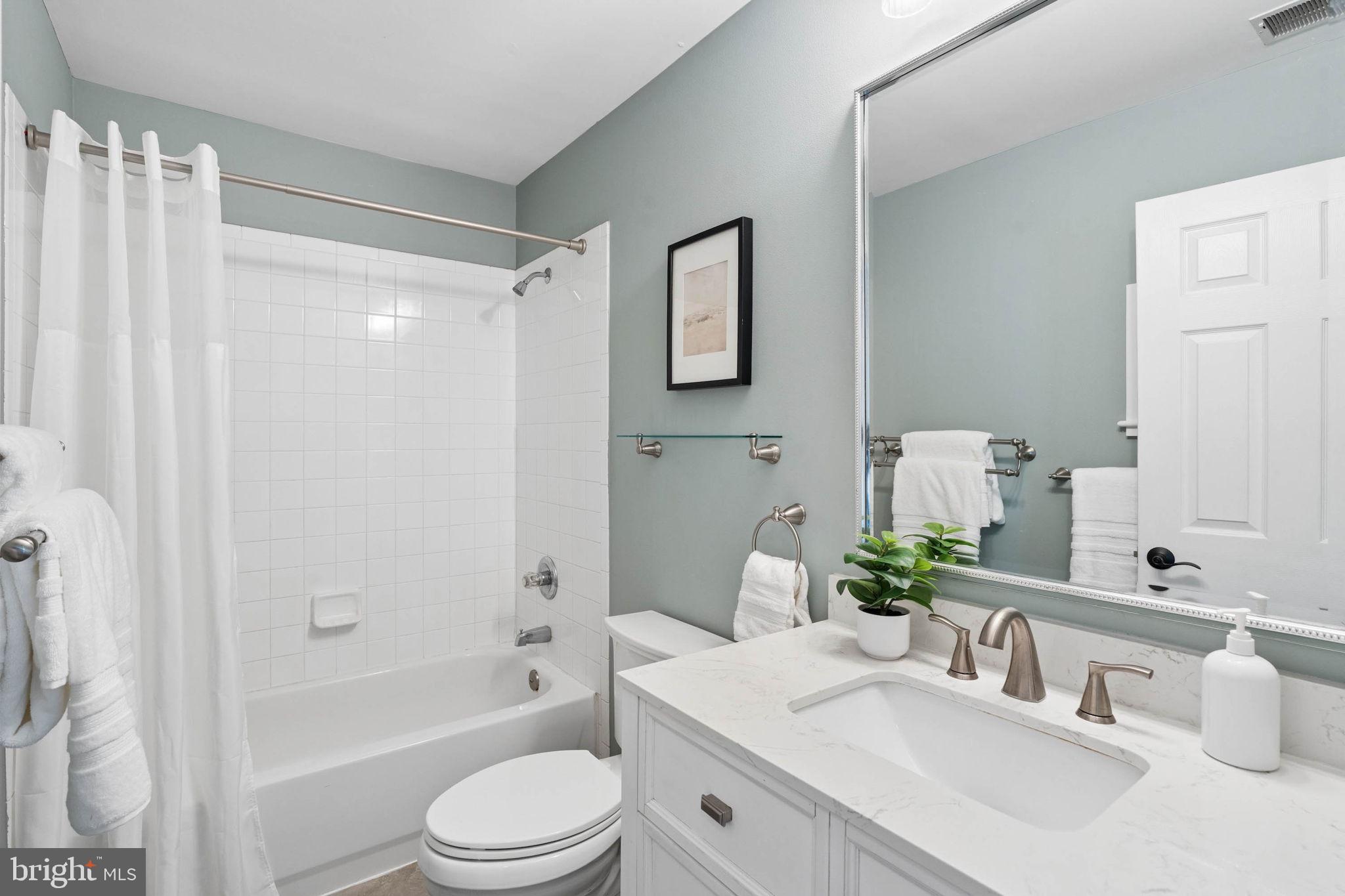 LUTHERVILLE - Residential