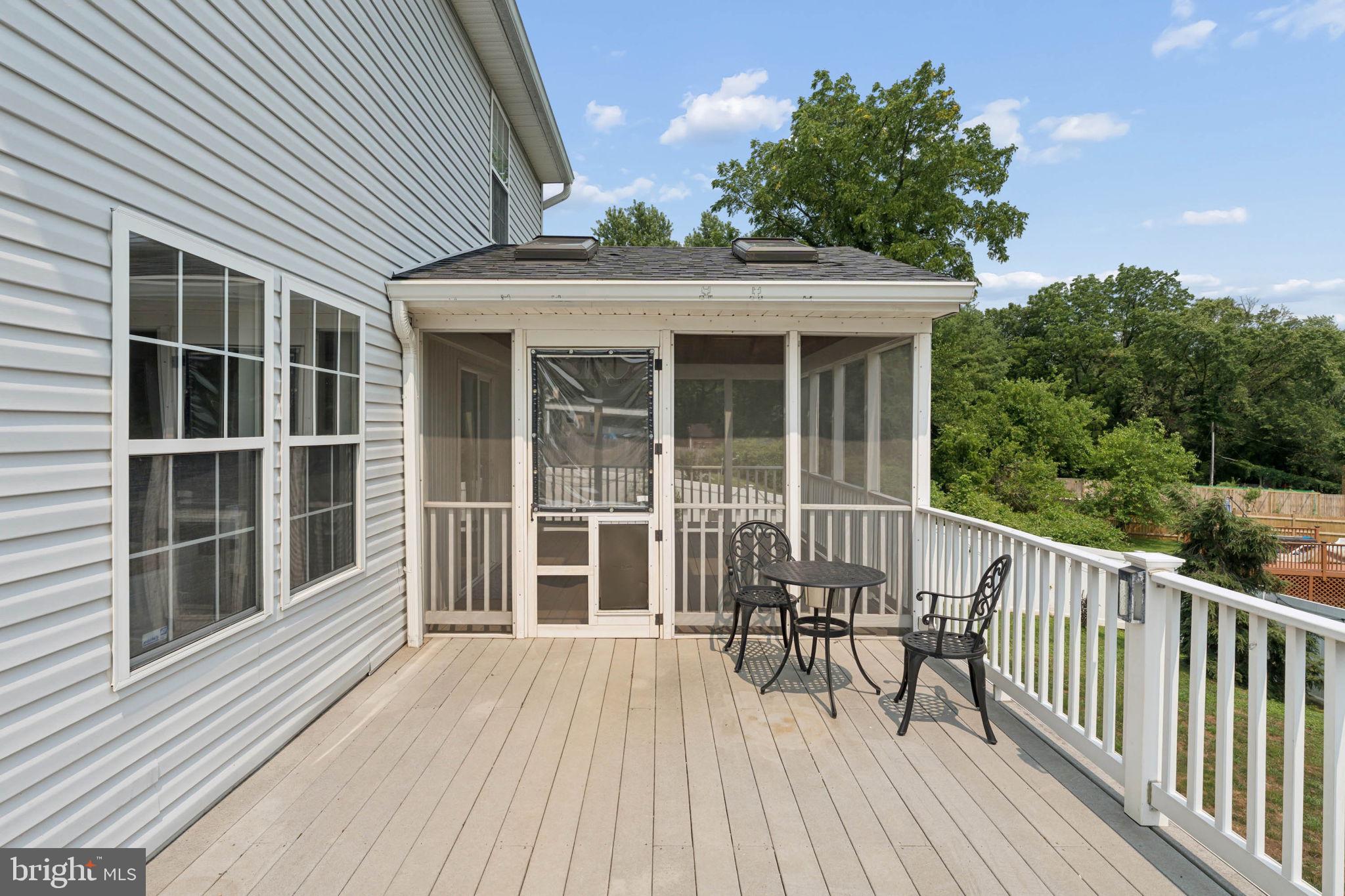 LUTHERVILLE - Residential