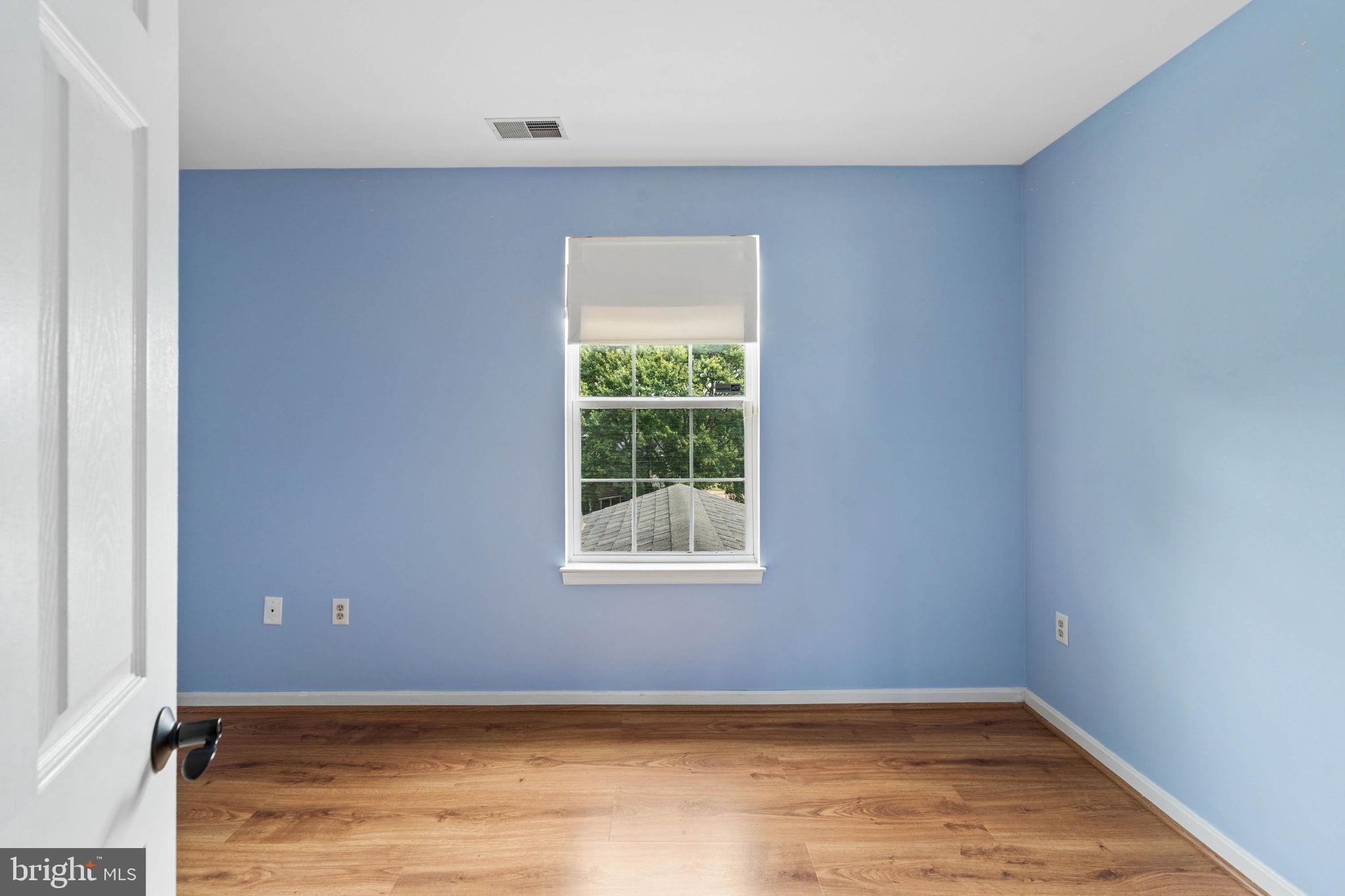 LUTHERVILLE - Residential
