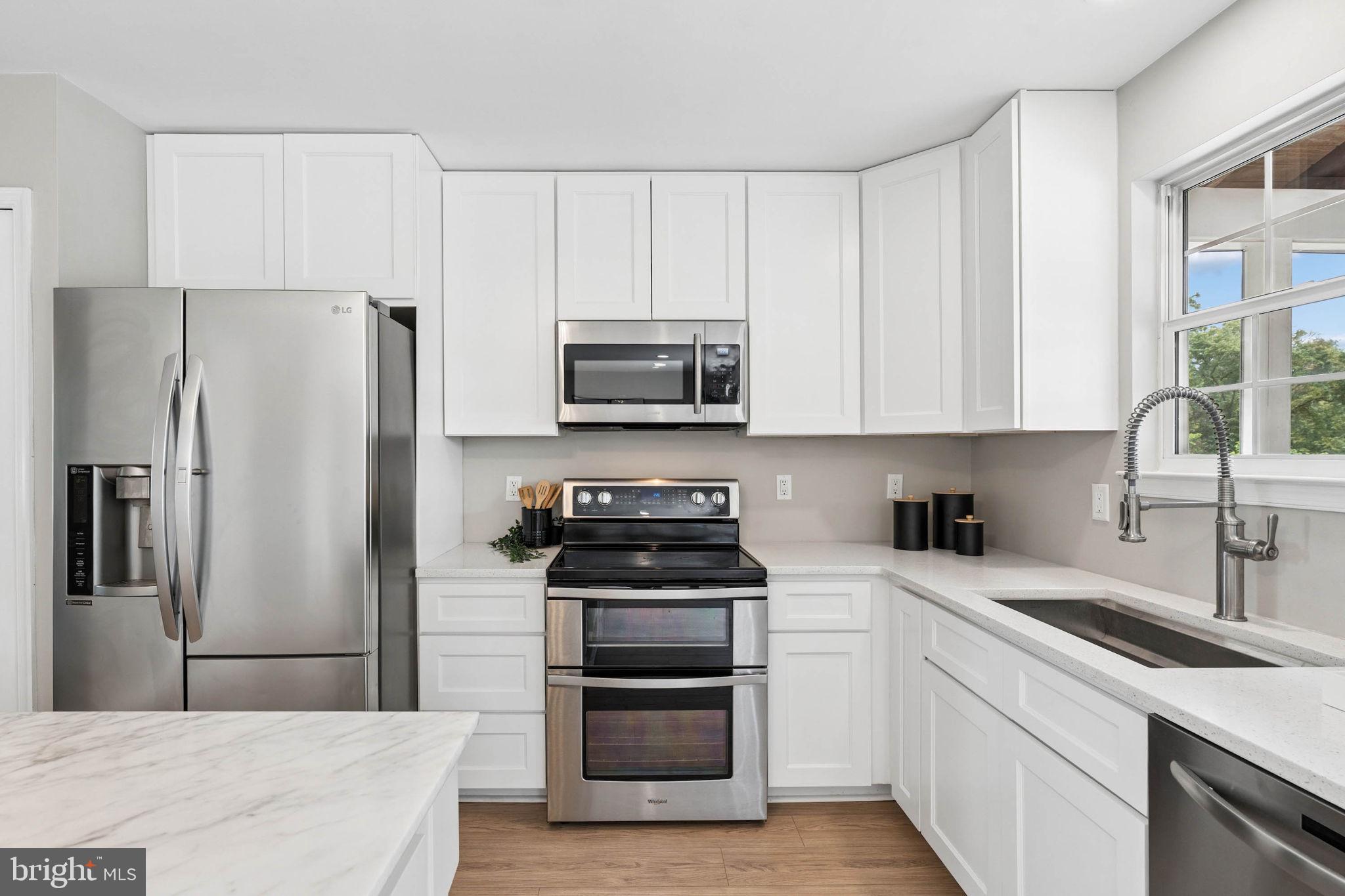 LUTHERVILLE - Residential