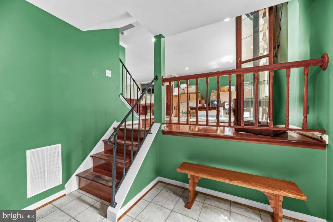 HOME PLACE - Residential