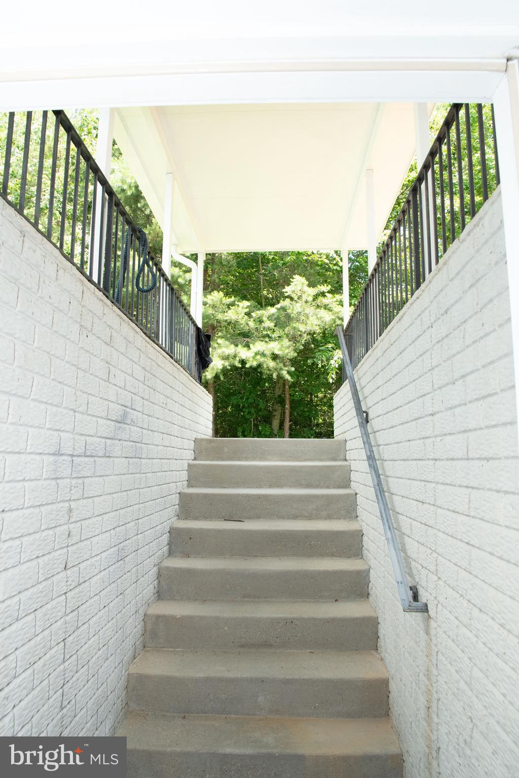 MARLBORO CROSSING - Residential