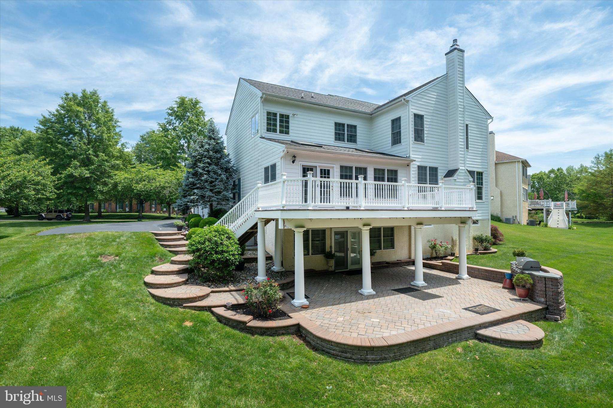 RED LION CHASE - Residential