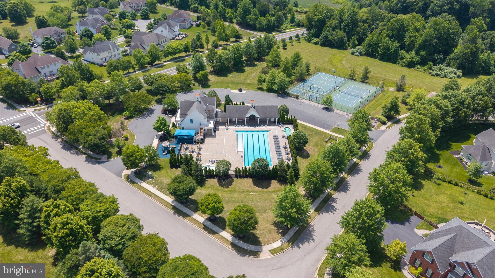 RED LION CHASE - Residential