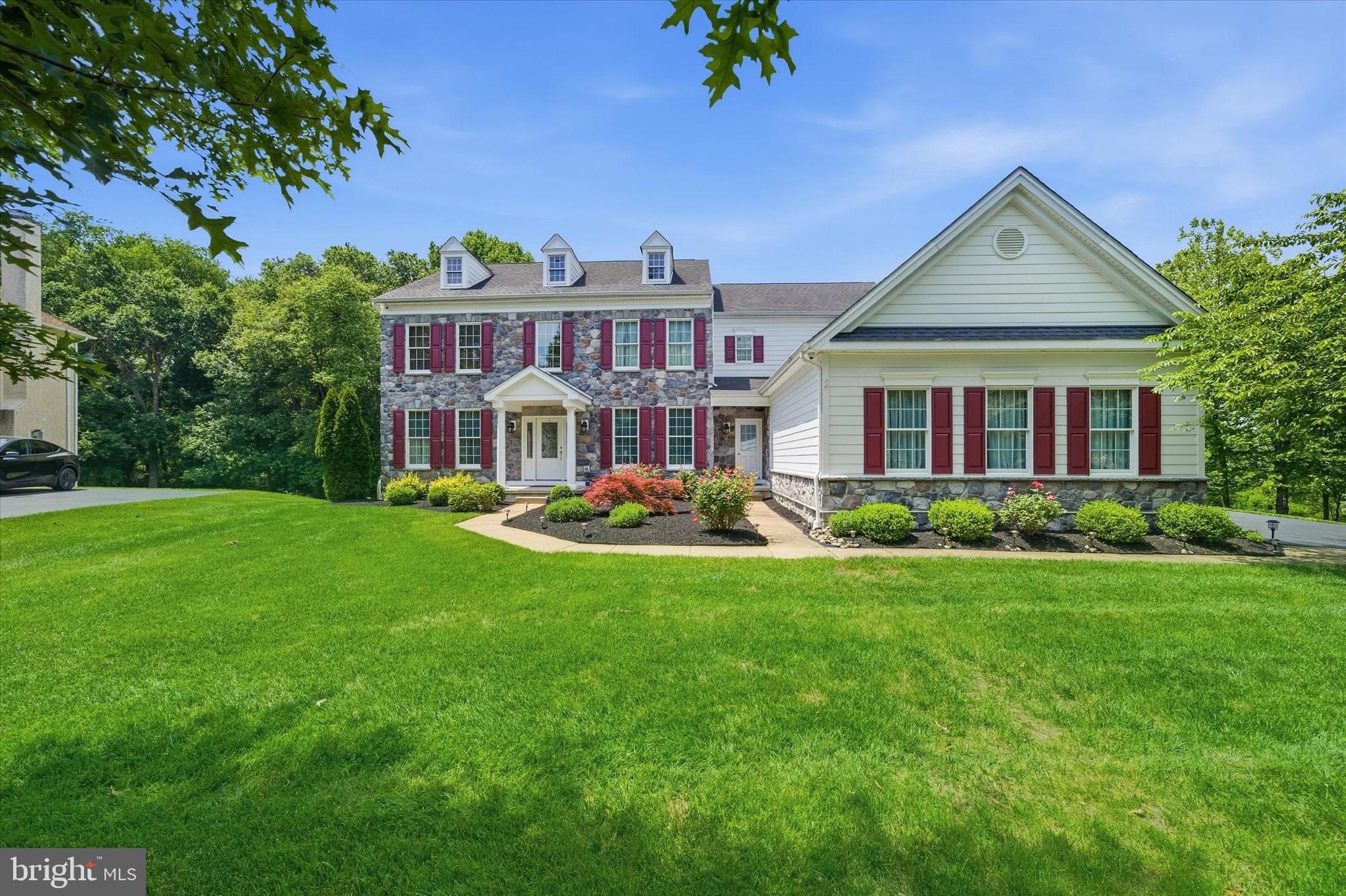 RED LION CHASE - Residential