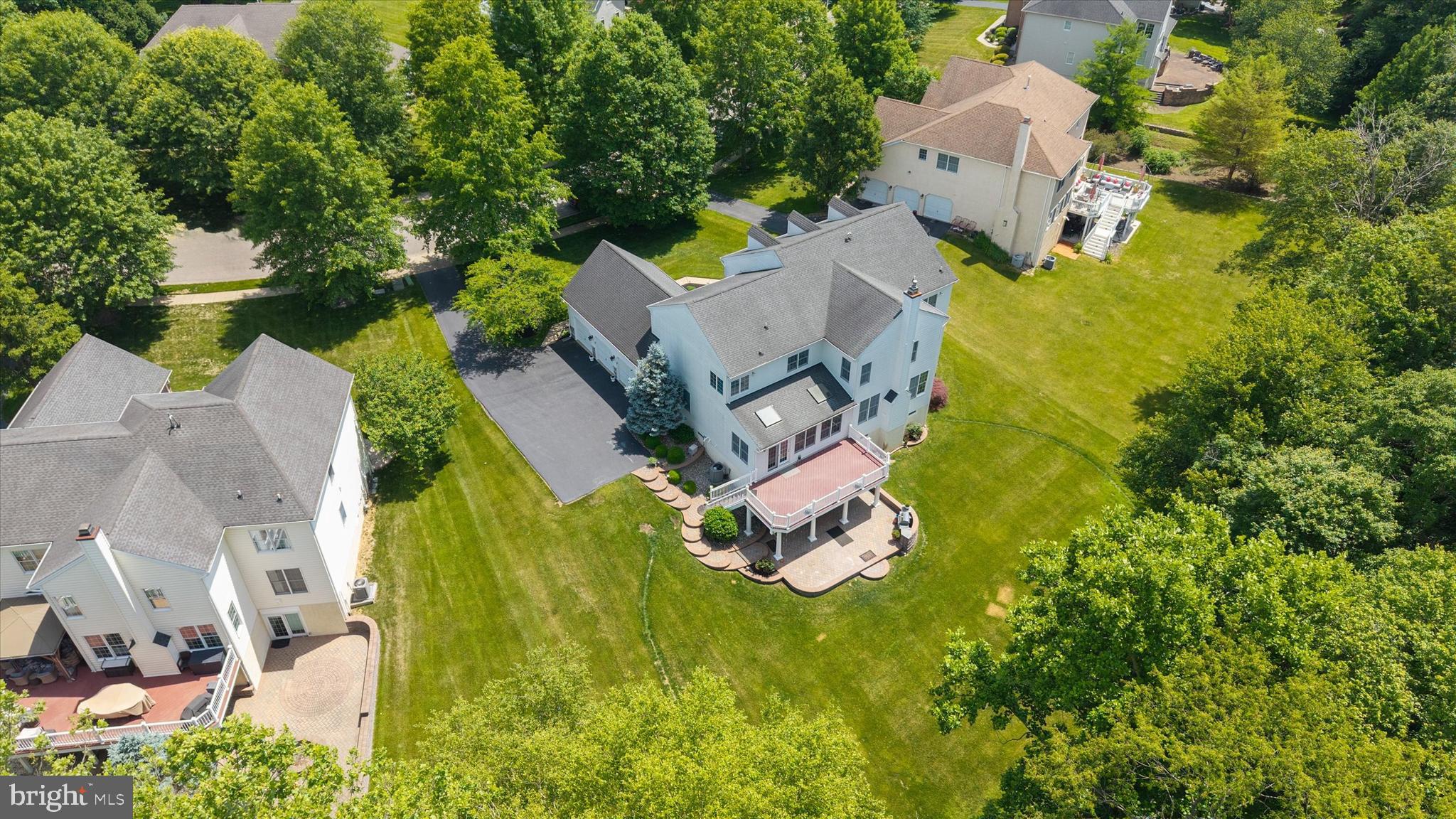RED LION CHASE - Residential