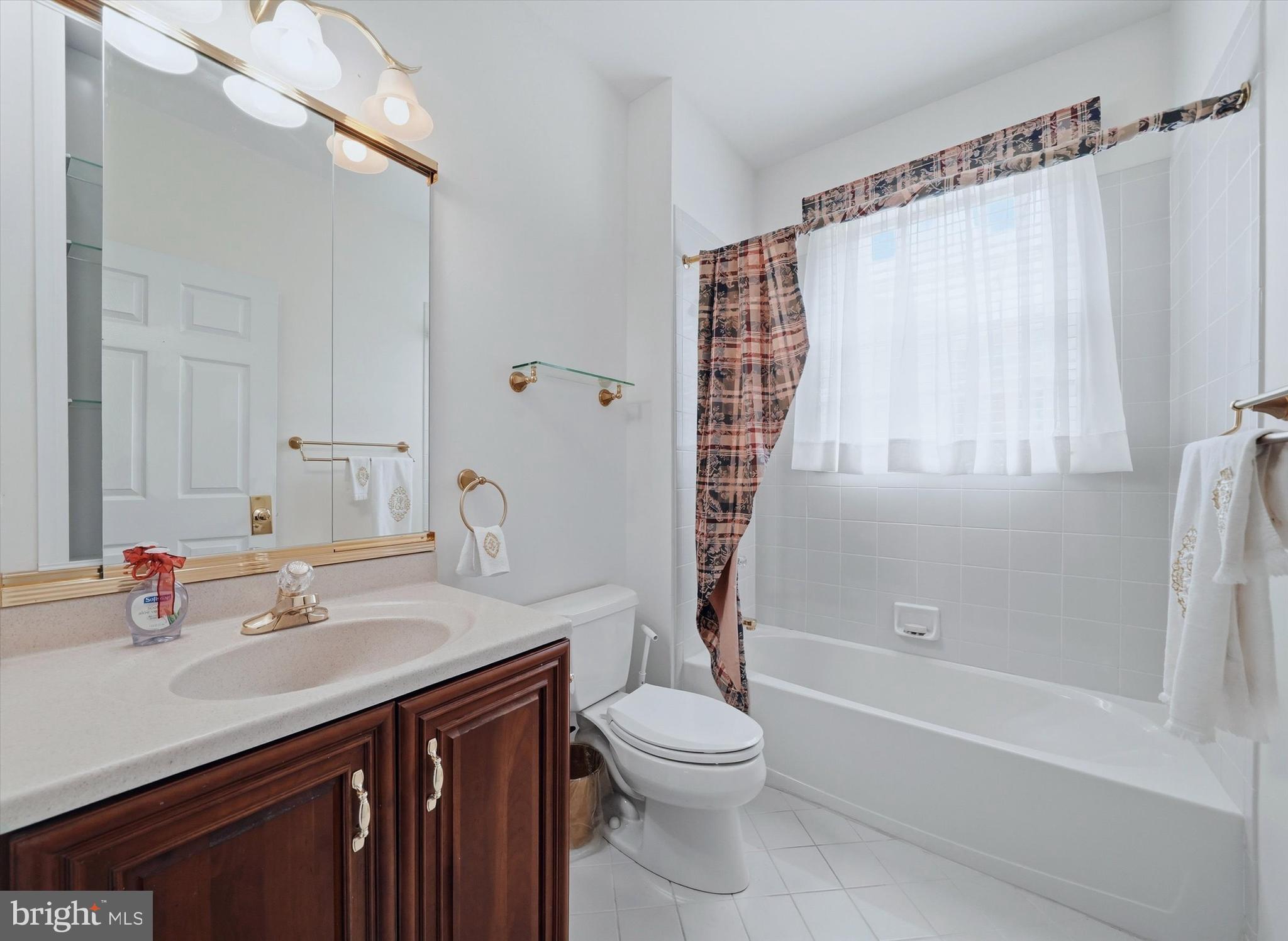 RED LION CHASE - Residential