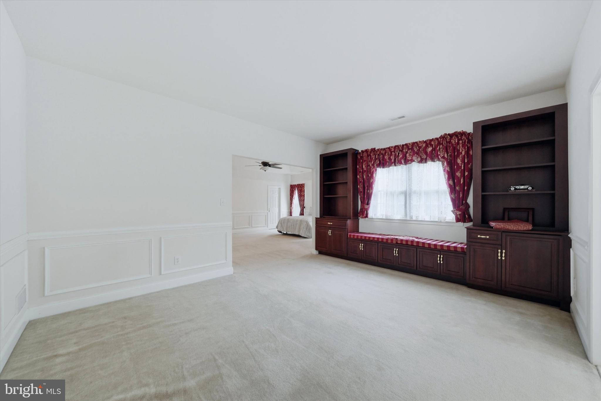 RED LION CHASE - Residential