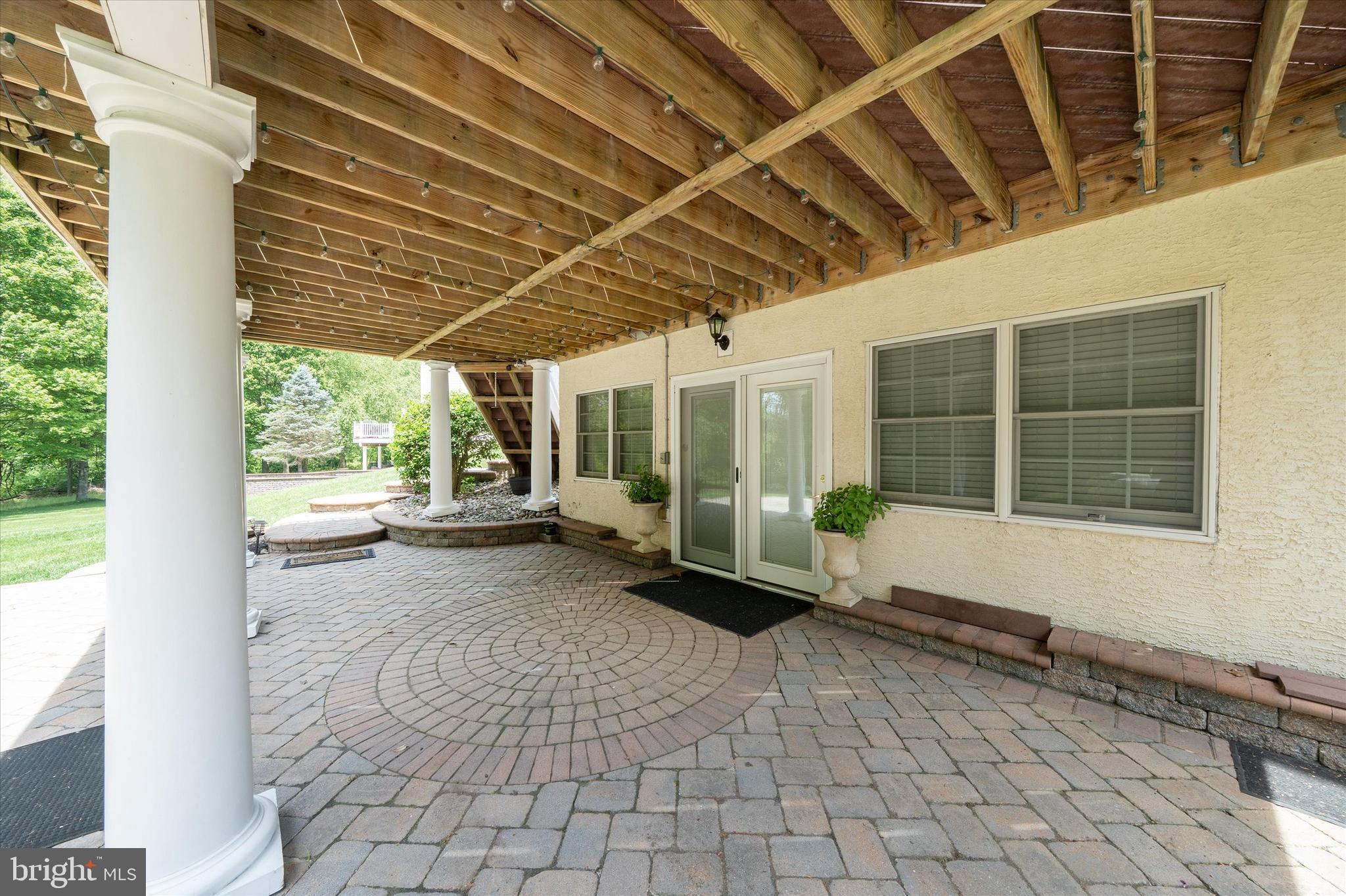 RED LION CHASE - Residential