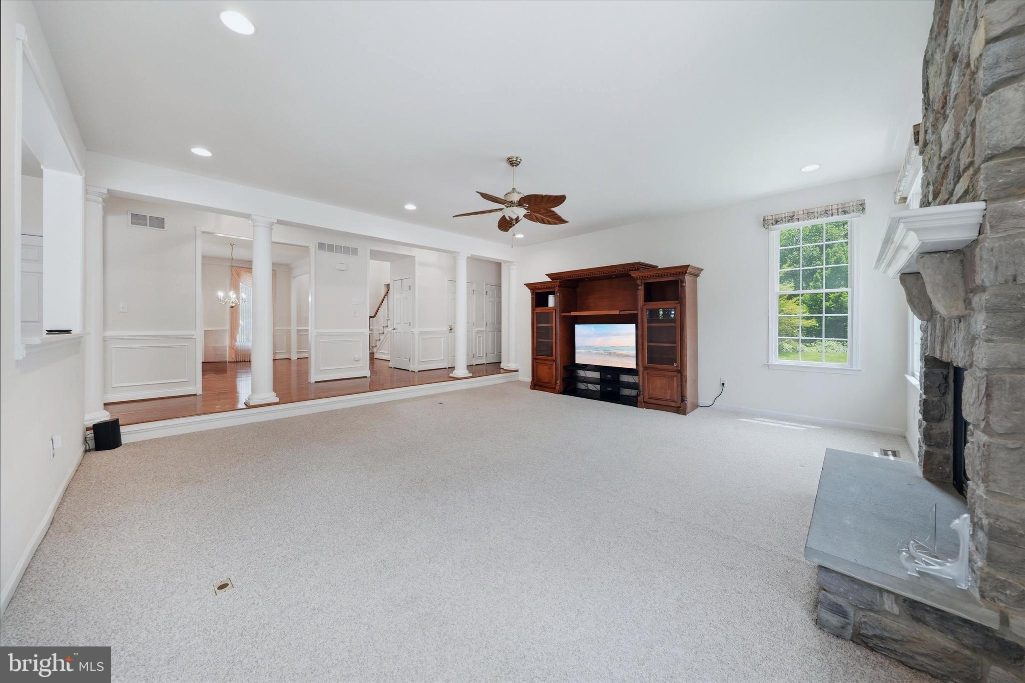 RED LION CHASE - Residential