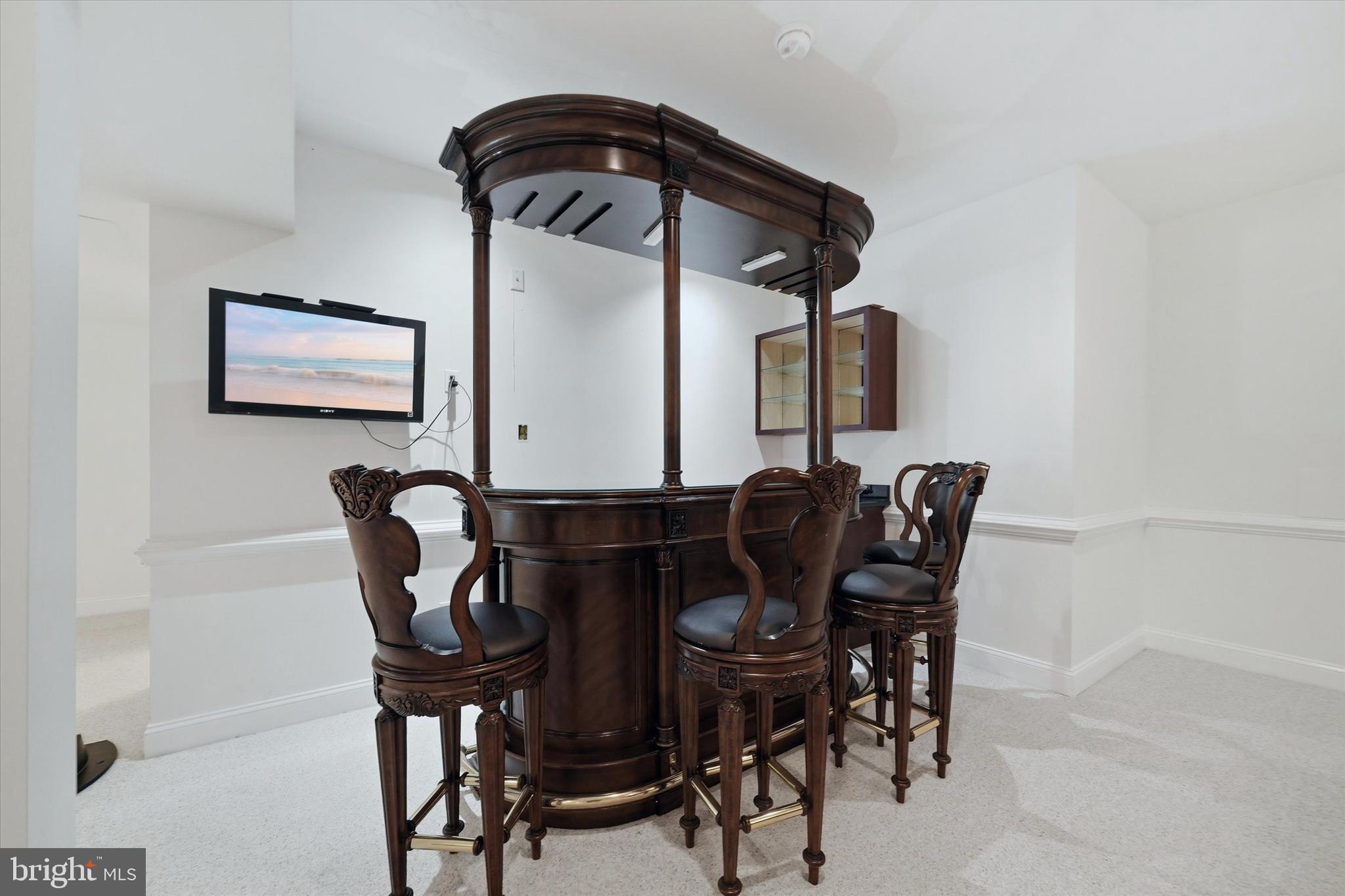 RED LION CHASE - Residential
