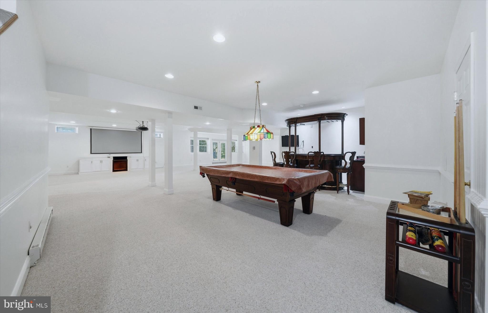 RED LION CHASE - Residential