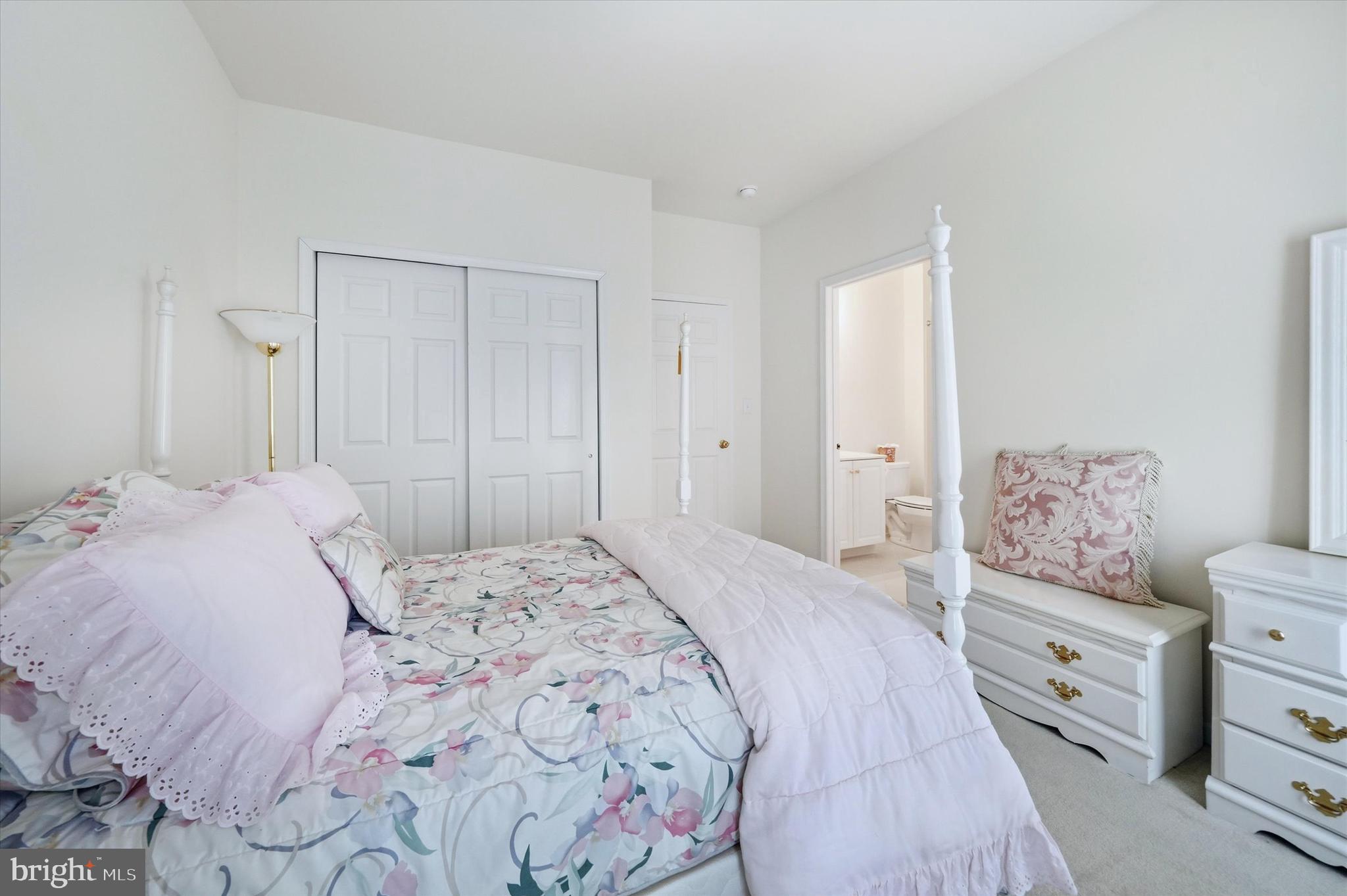 RED LION CHASE - Residential