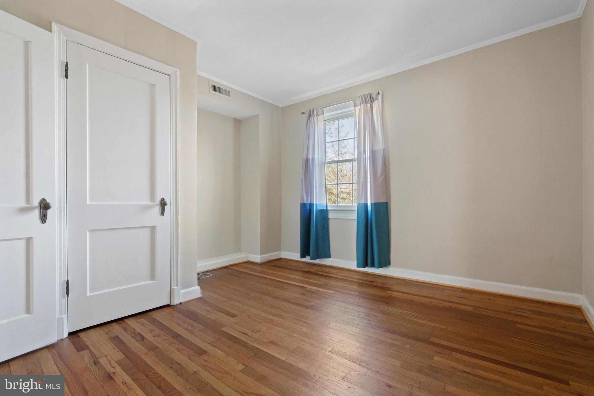 ARLINGTON VILLAGE - Residential