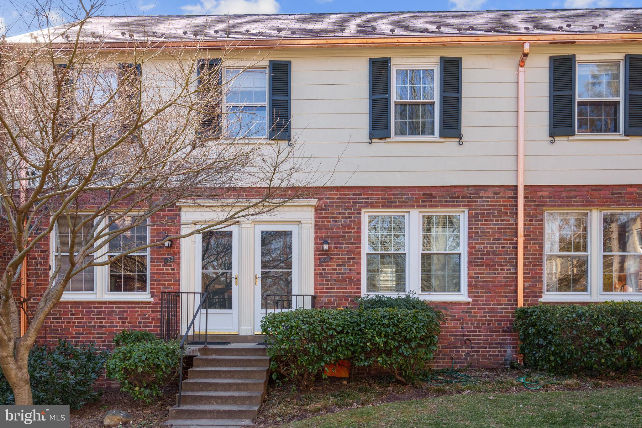 ARLINGTON VILLAGE - Residential